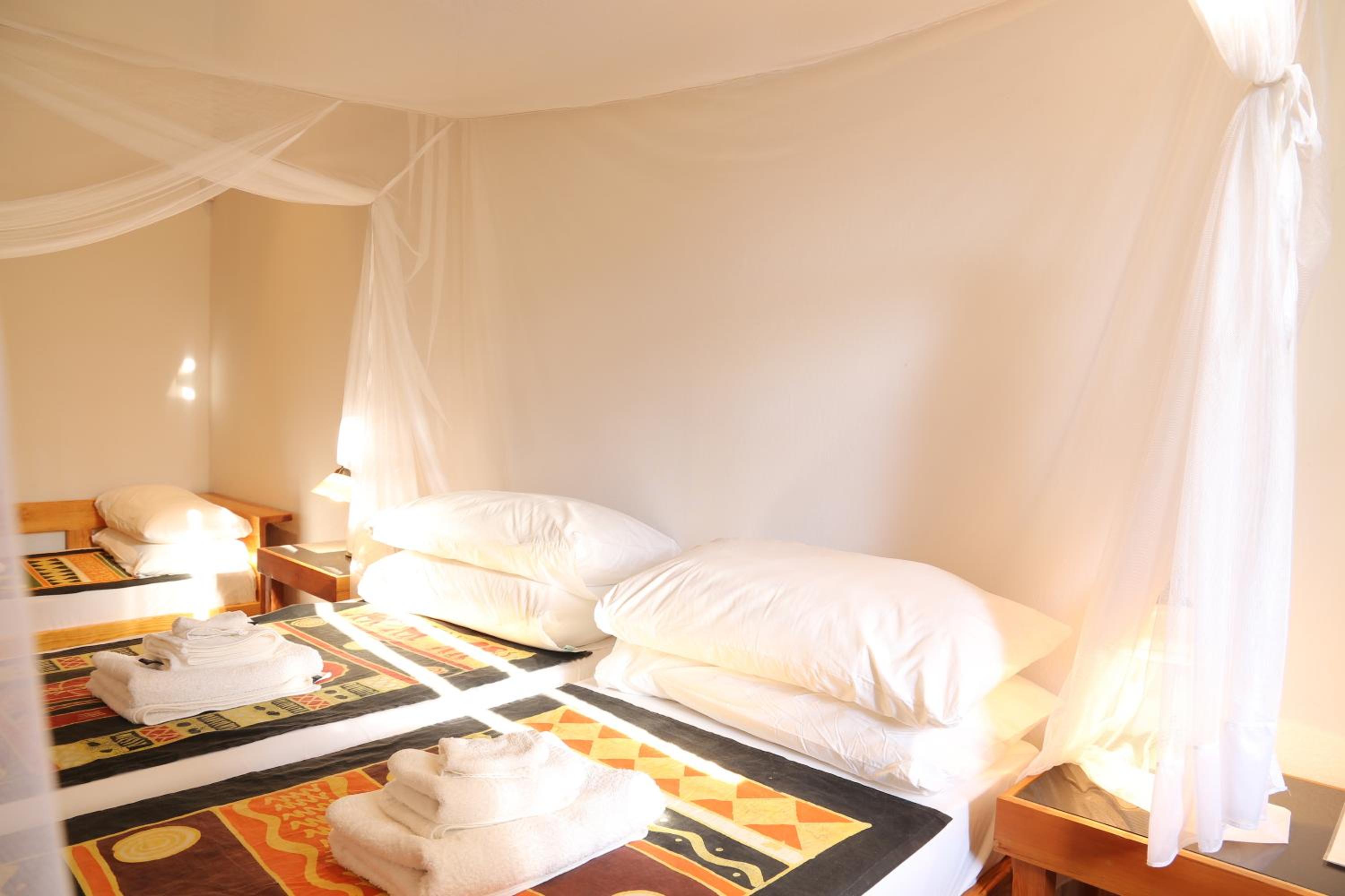 Deluxe Family Suite photo 1