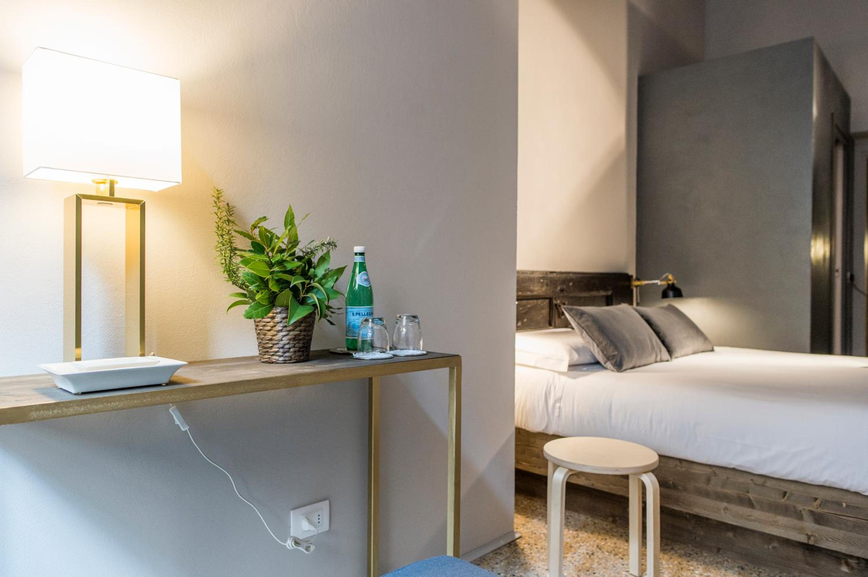 Double Room - Photo 22