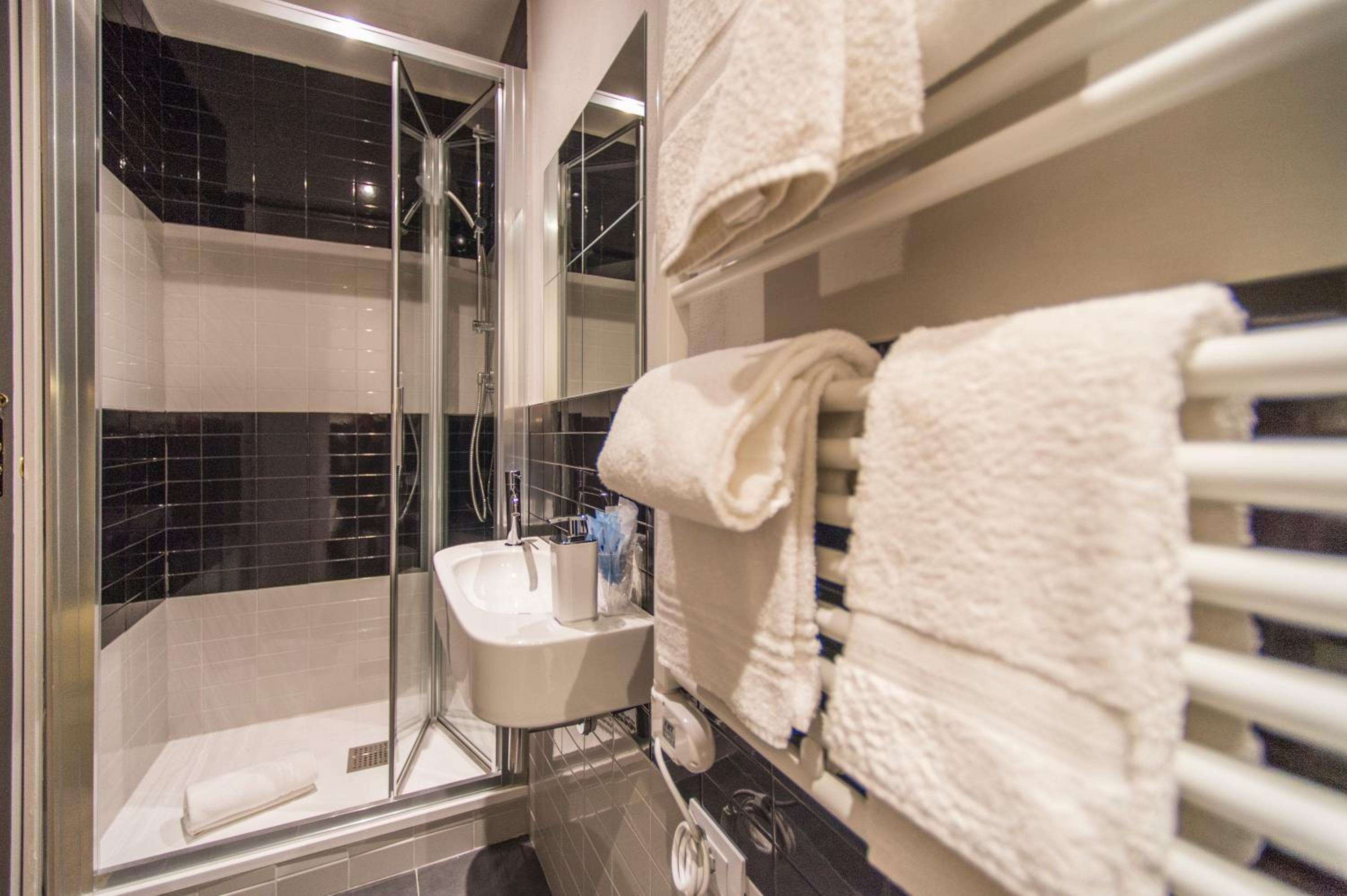 Double Room - Photo 27