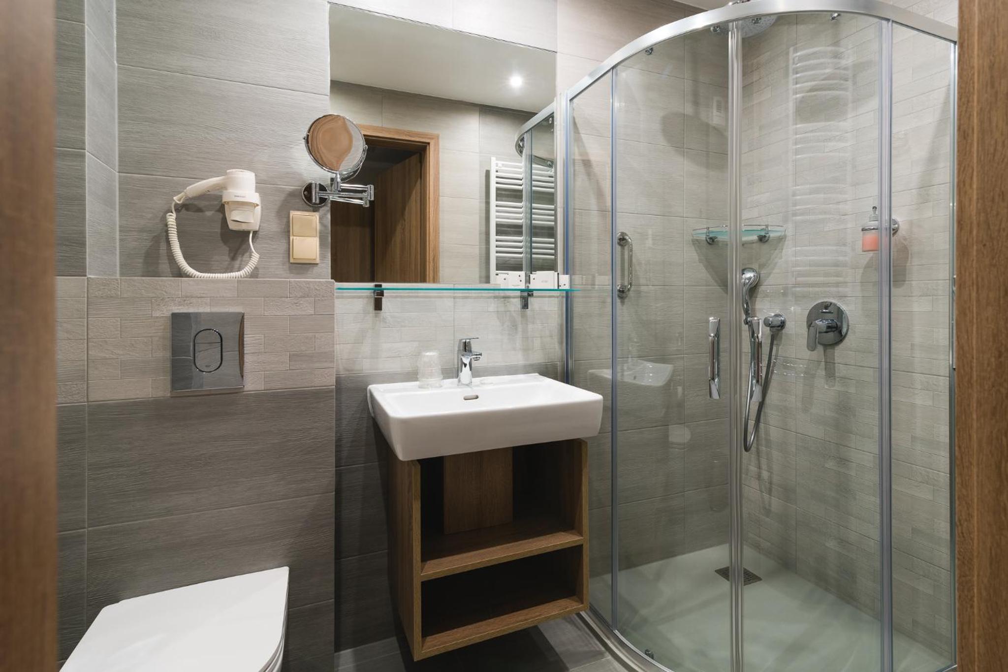 Standard Double Room - Photo 6