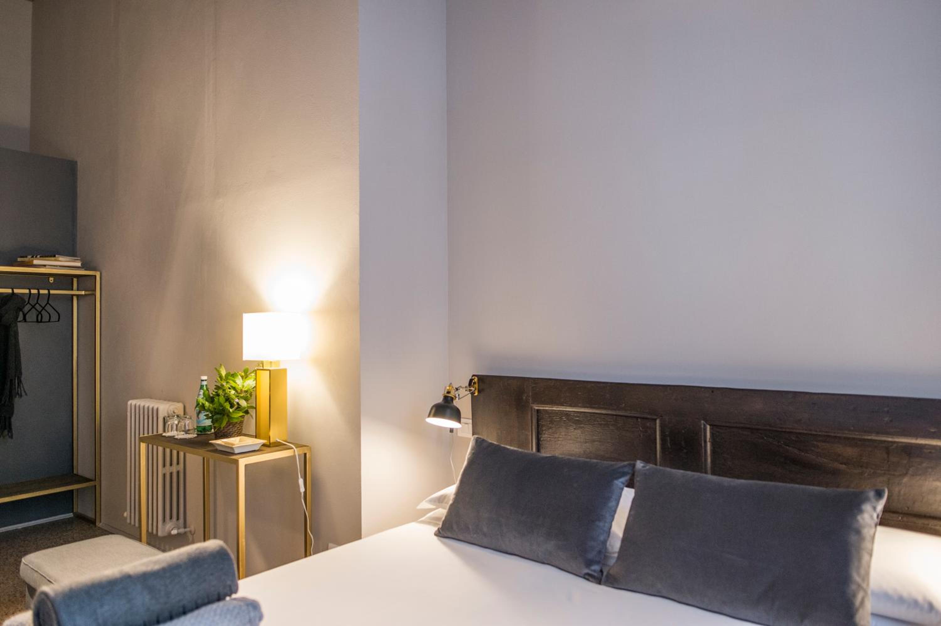 Double Room - Photo 35