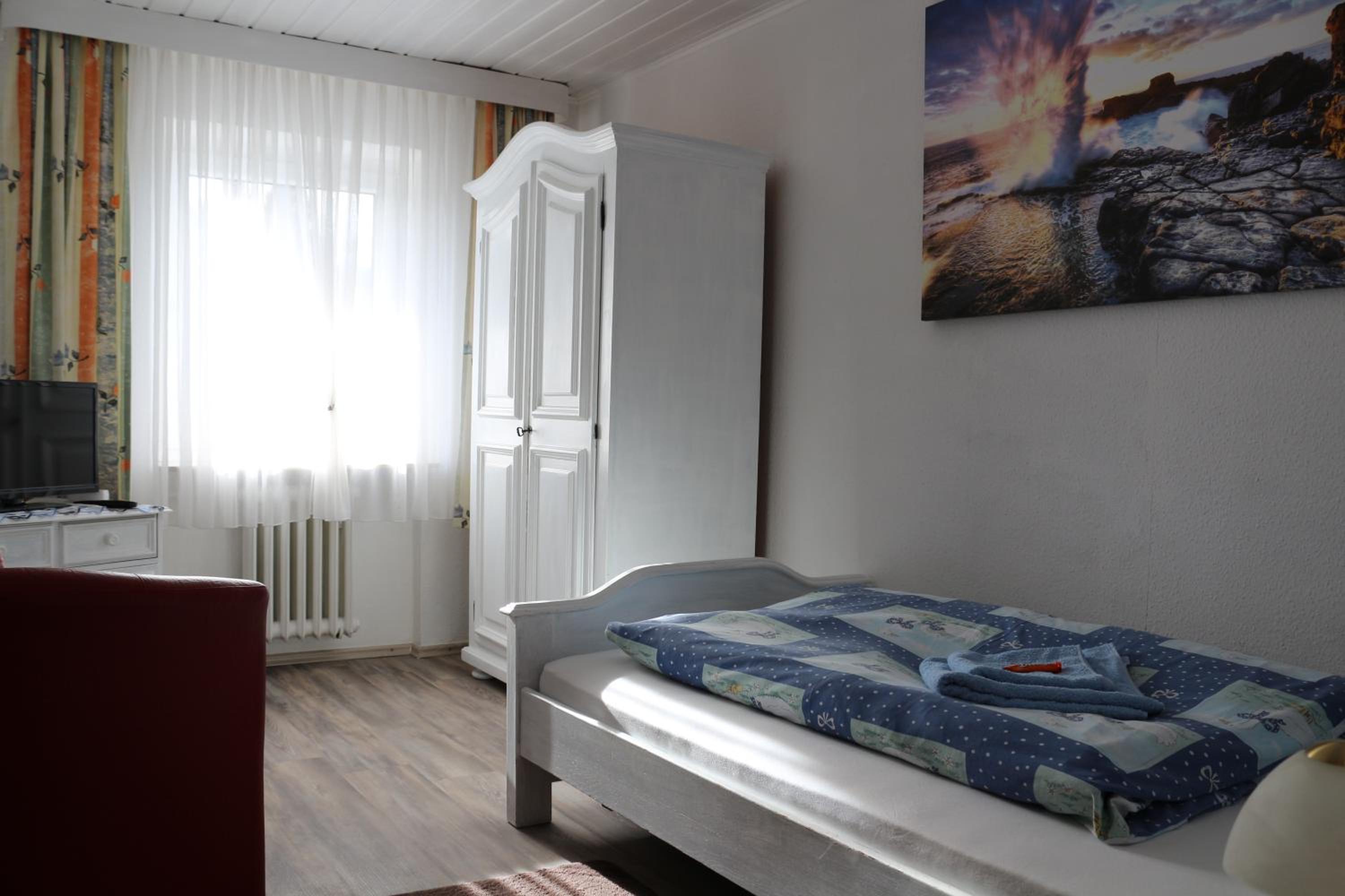 Single Room photo 1
