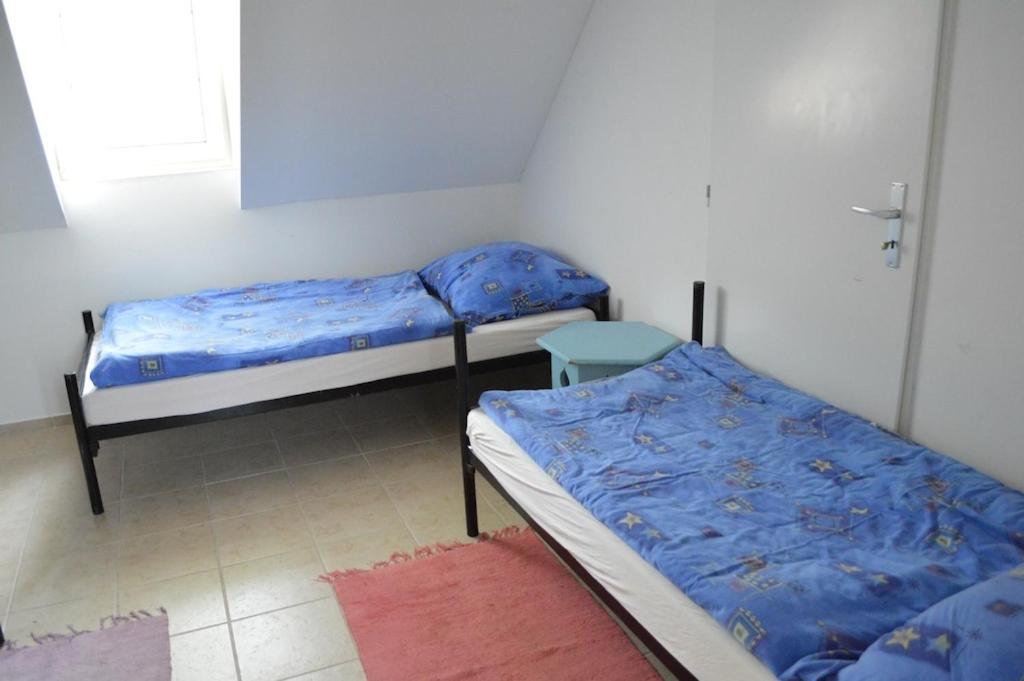 Quadruple Room with Shared Bathroom photo 1