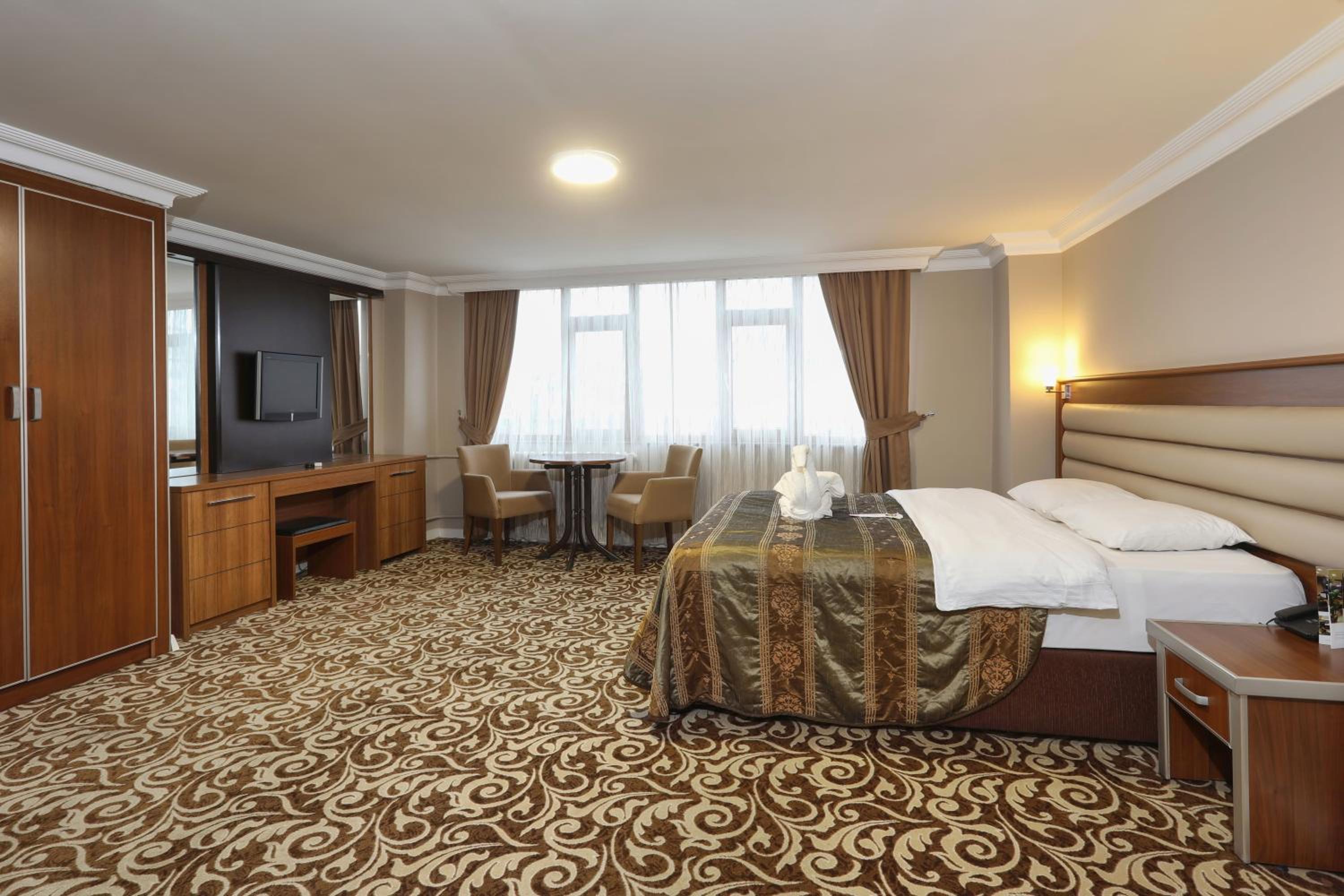 Suite photo 1