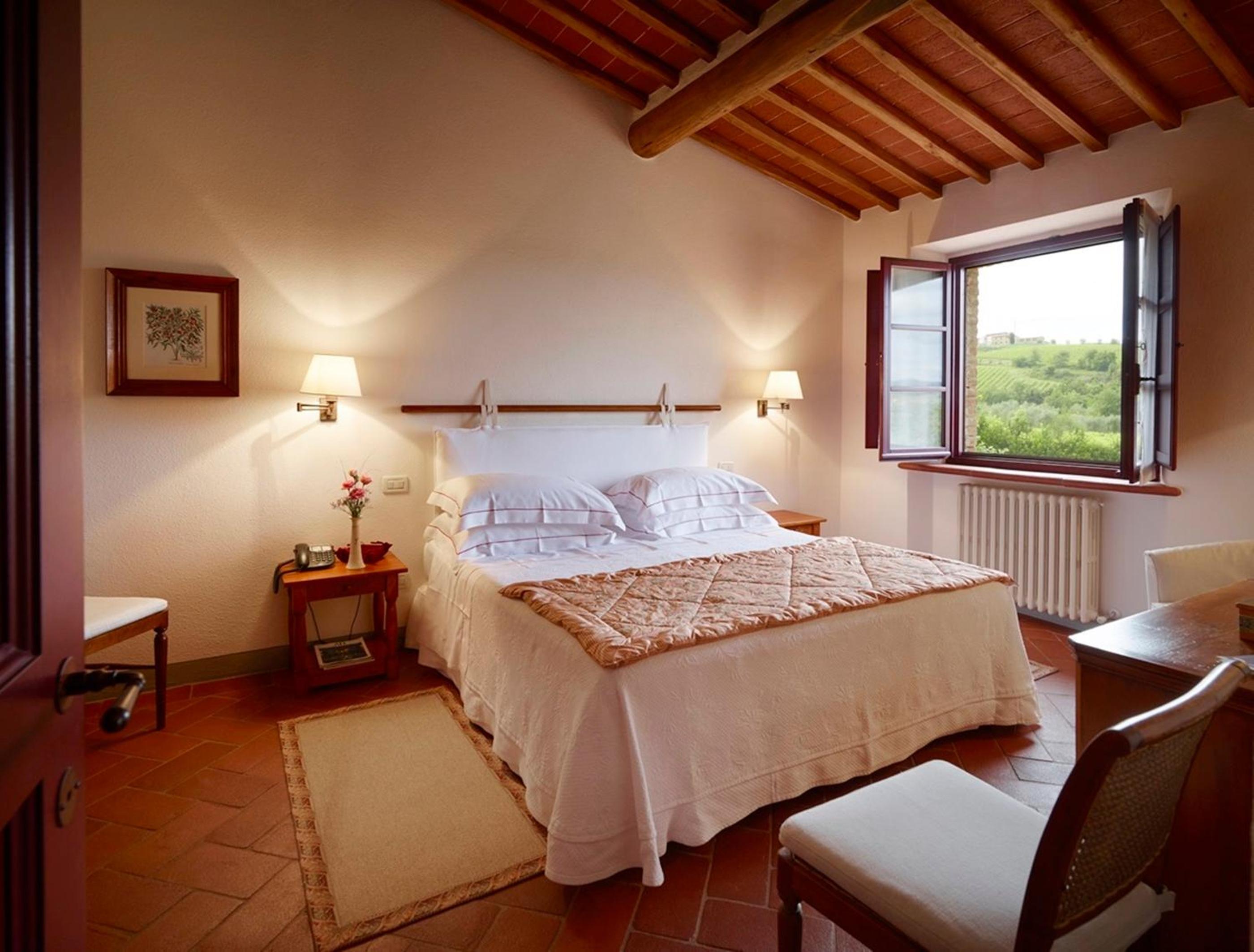 Suite (2 Adults) - Photo 8