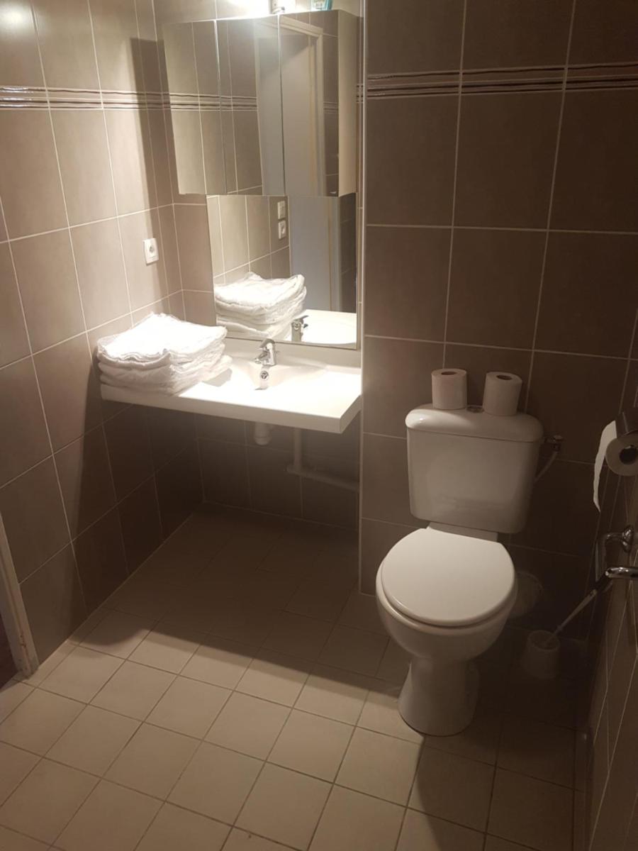 One-Bedroom Apartment (3 Adults) photo 1