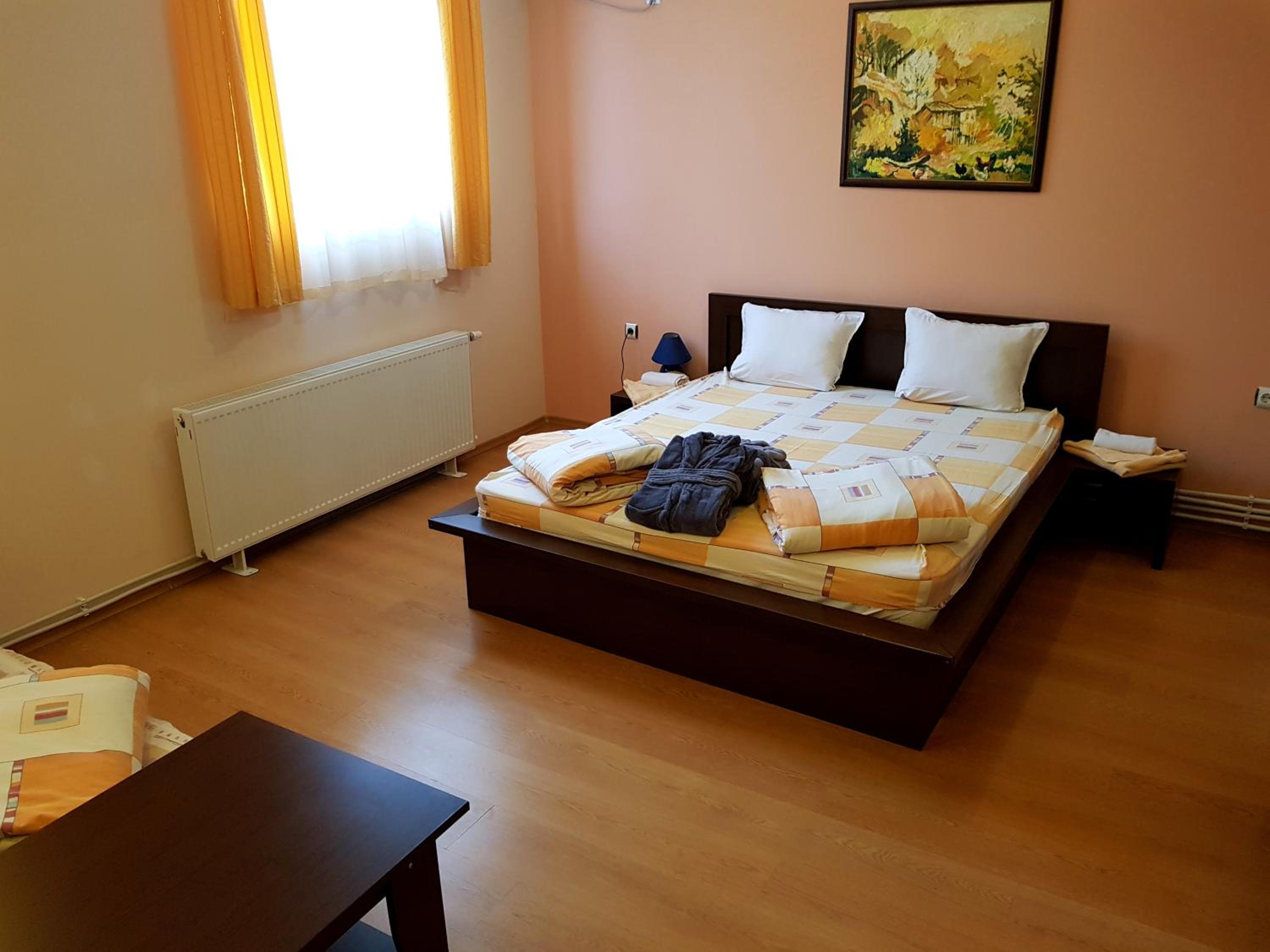 Studio With Sofa Bed photo 1