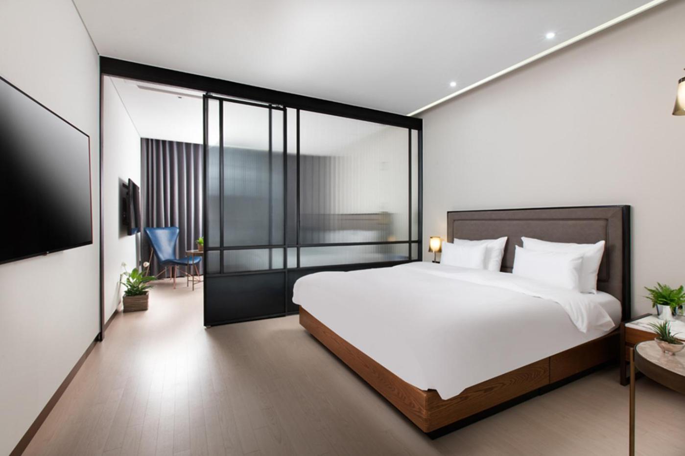 Grand Premium Double Room