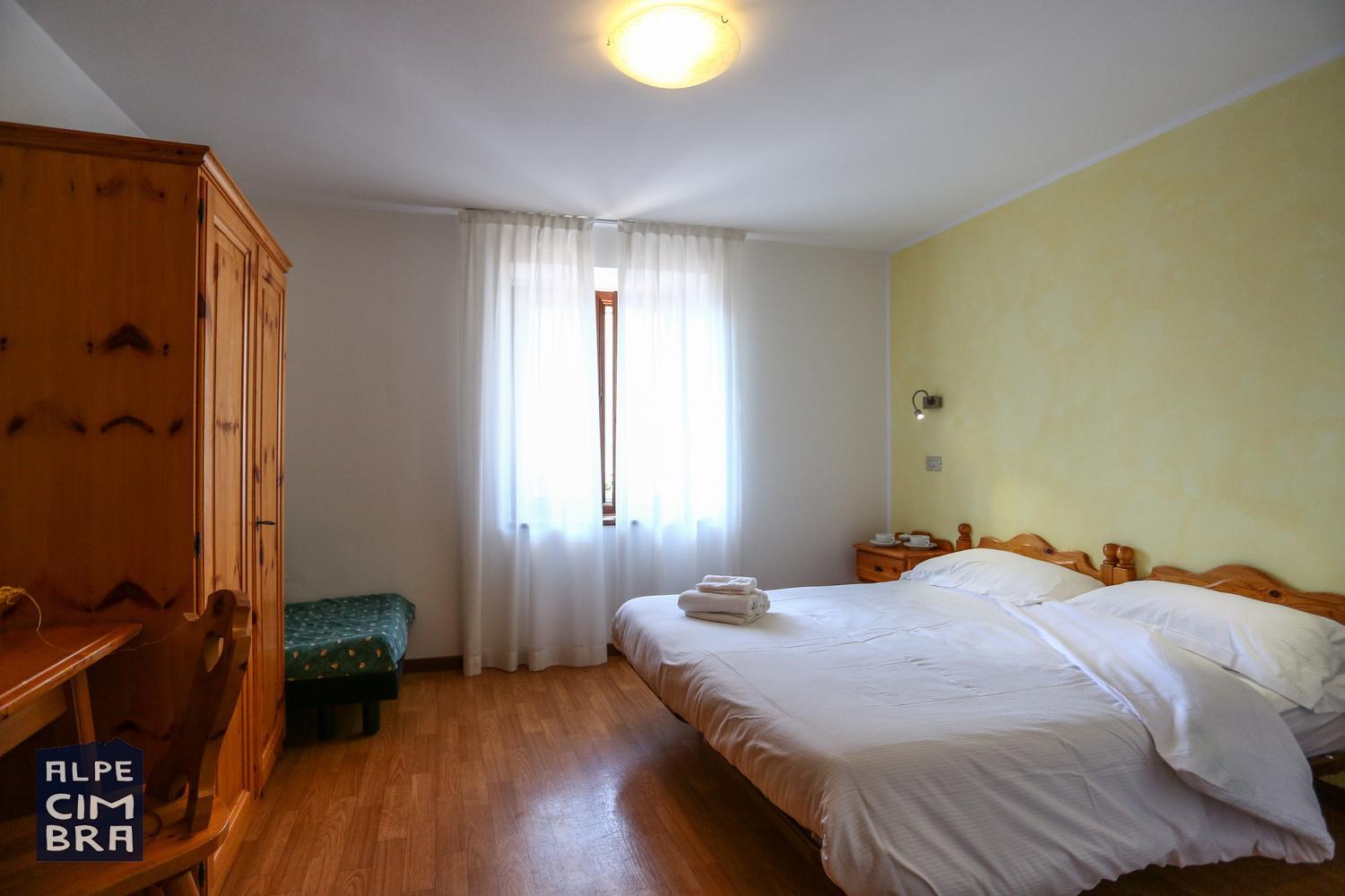 Apartment with Balcony photo 1