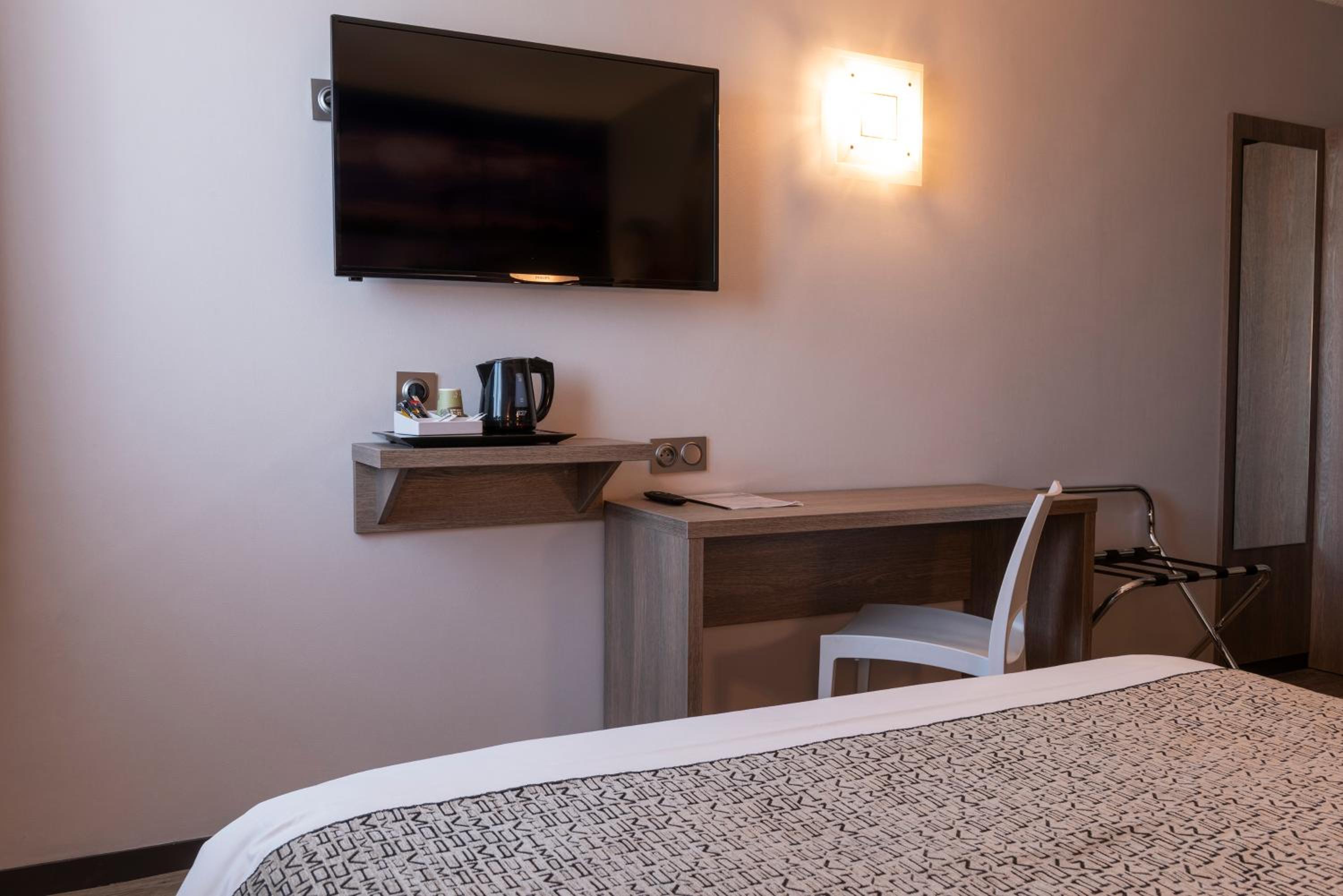 Double Room - Photo 2