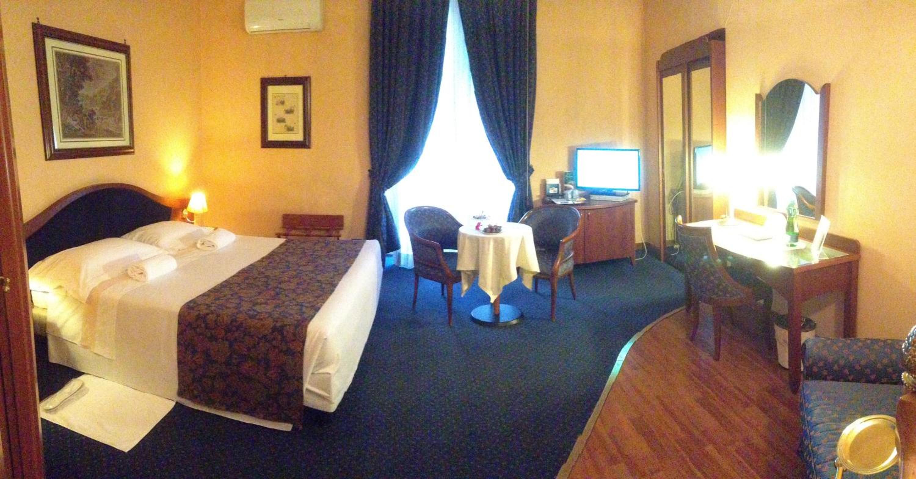 Triple Room - Photo 1