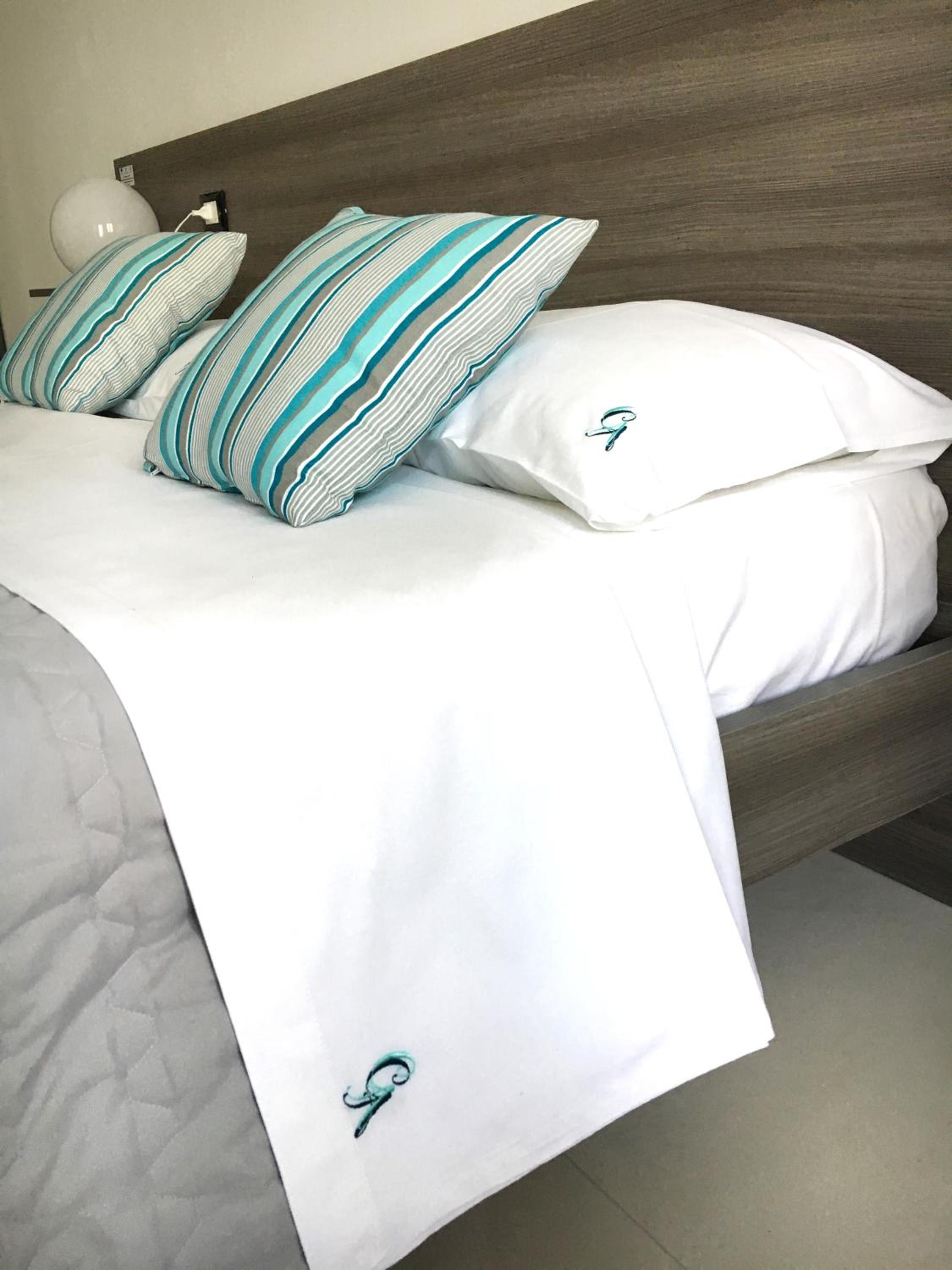Deluxe Triple Room - Photo 22