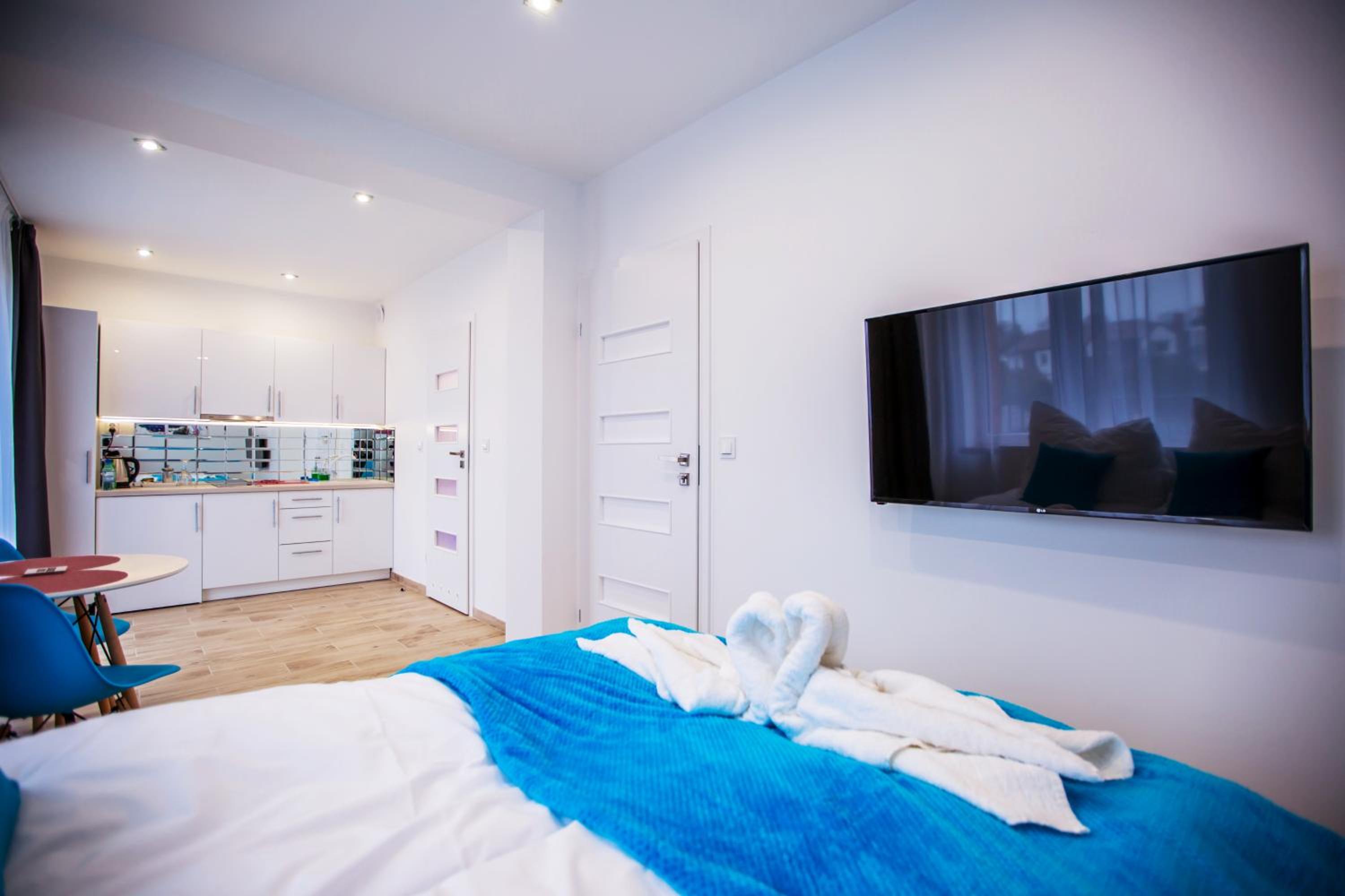 Double Room - Photo 3