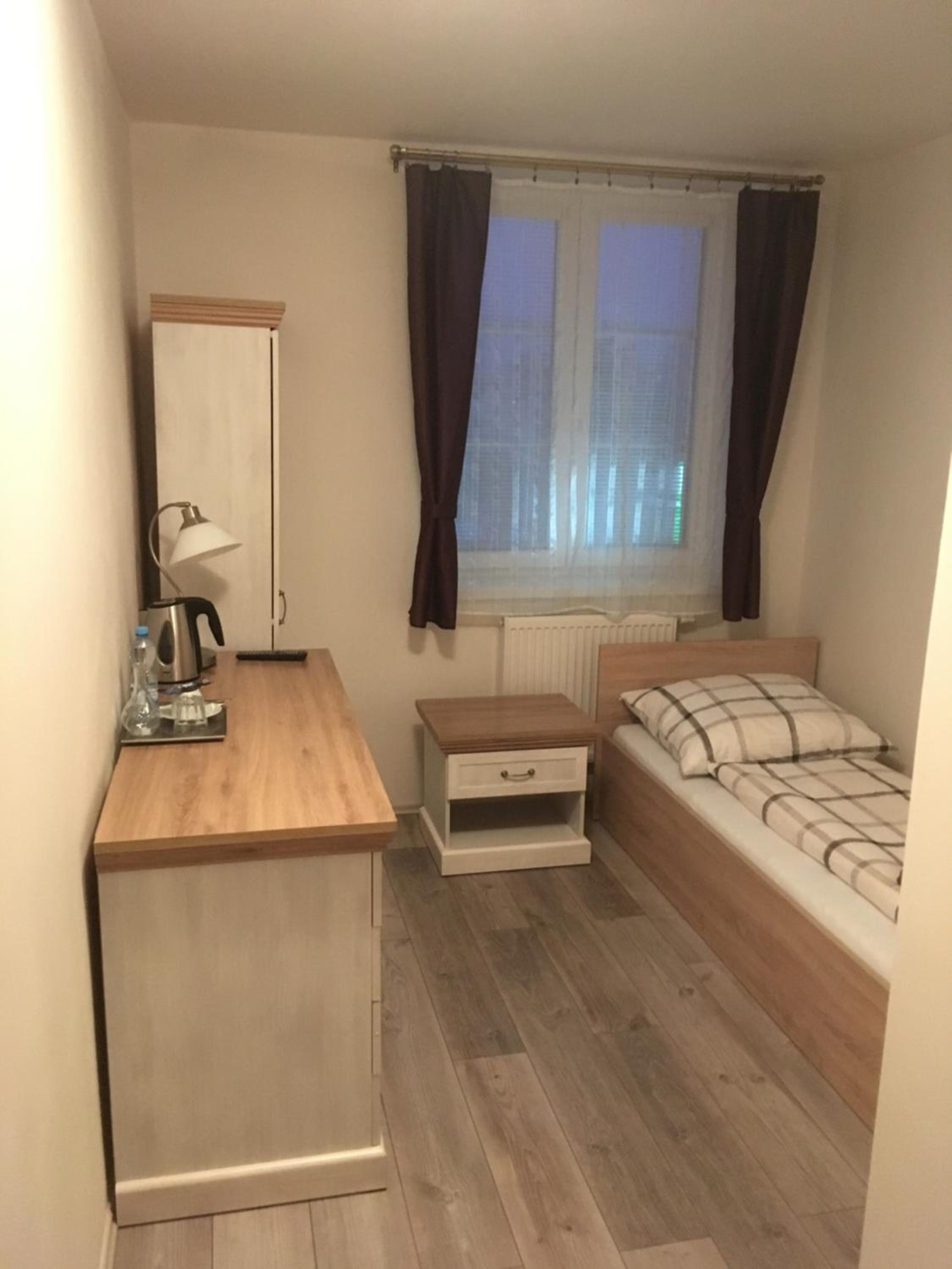 Single Room photo 3