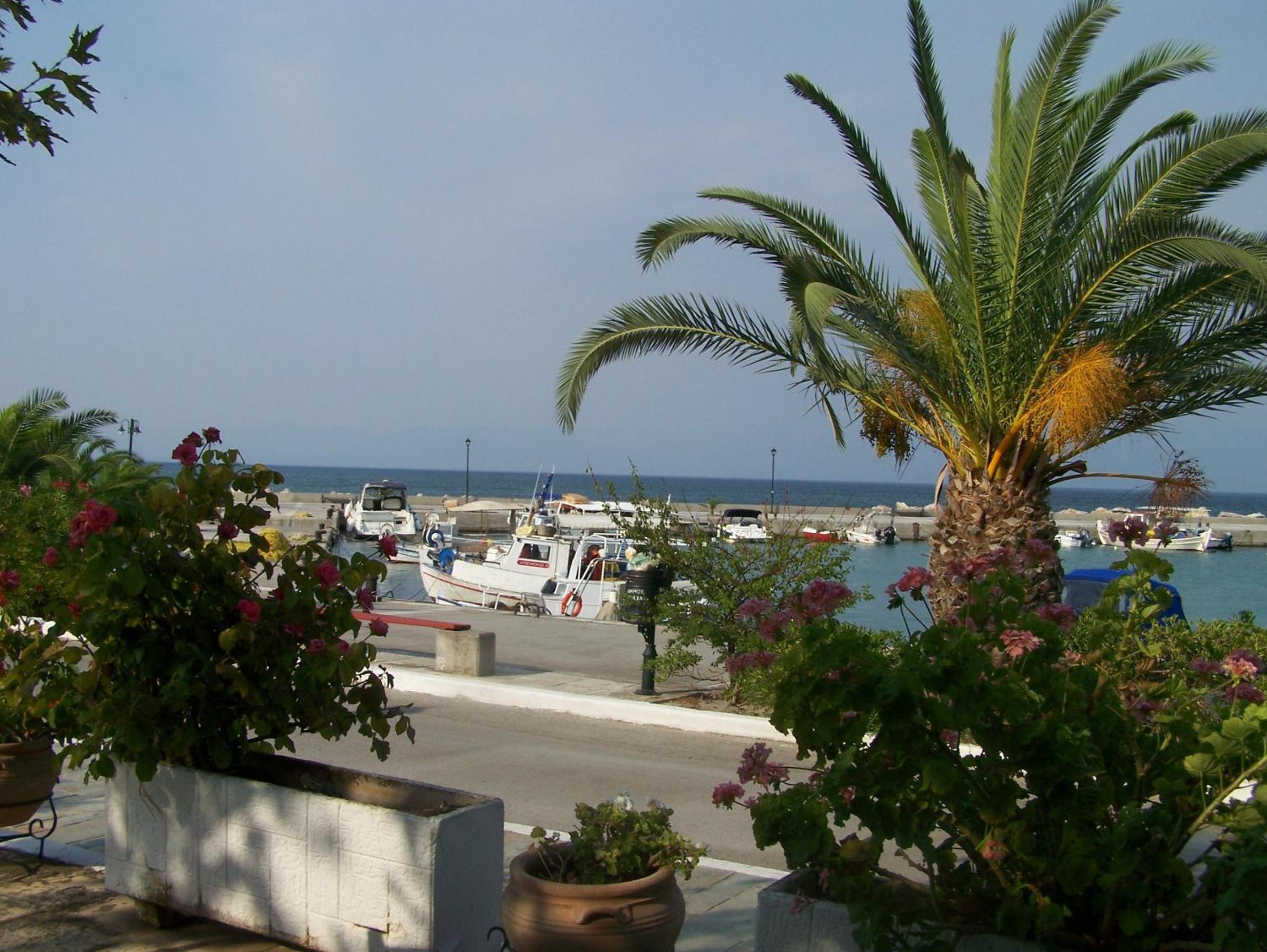 Triple Room with Sea View - Photo 16