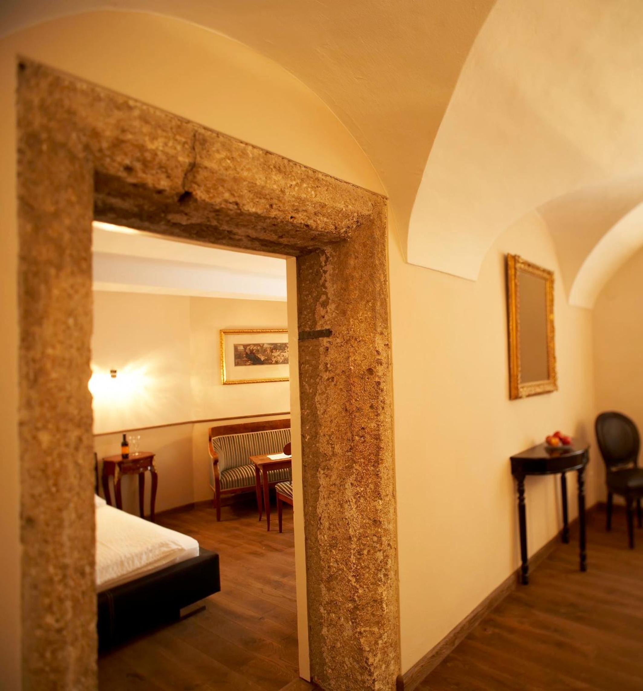 Junior Suite thumbnail 5