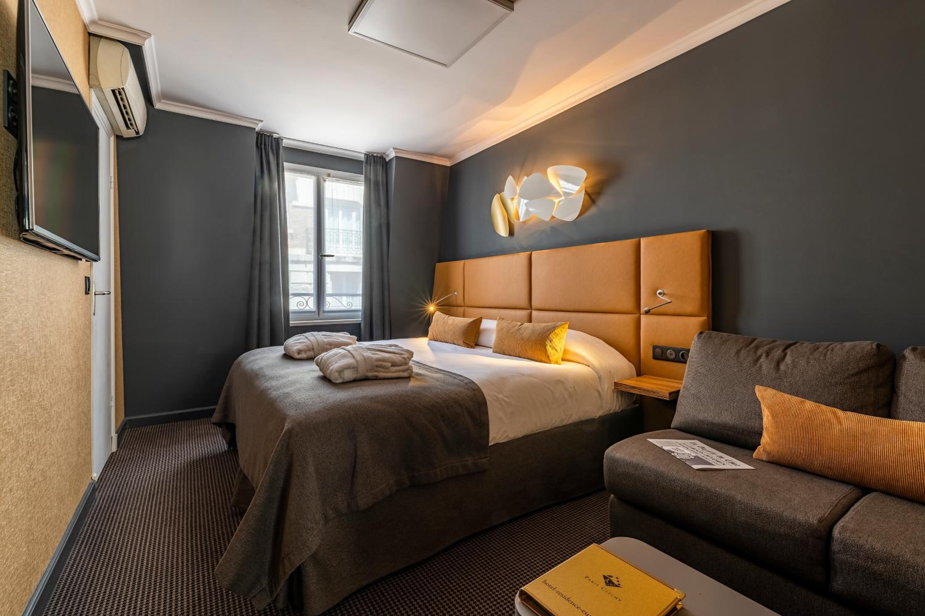 Deluxe Queen Room - Access to swimming pool/fitness included - Photo 5