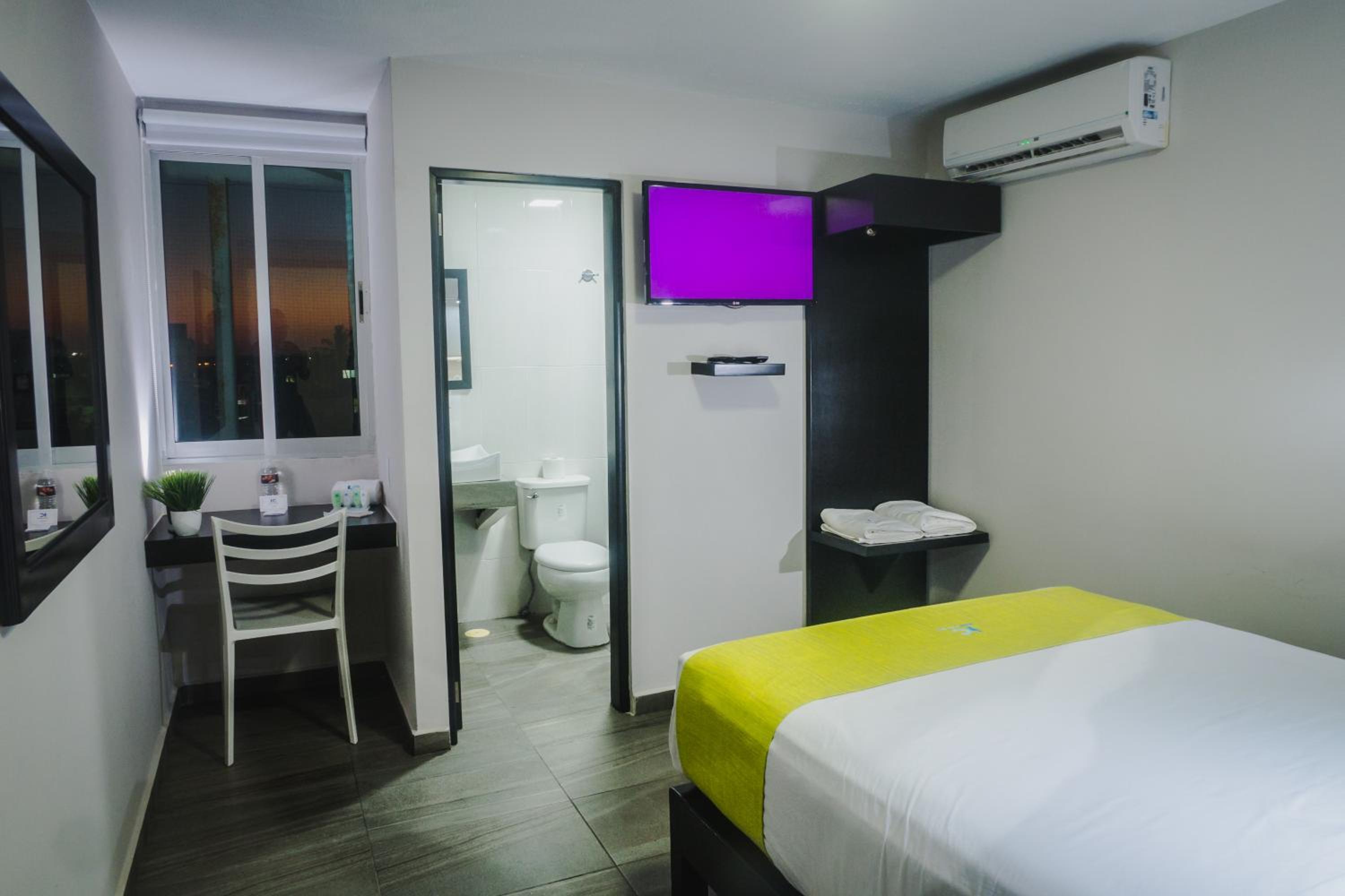 Standard Single Room photo 3