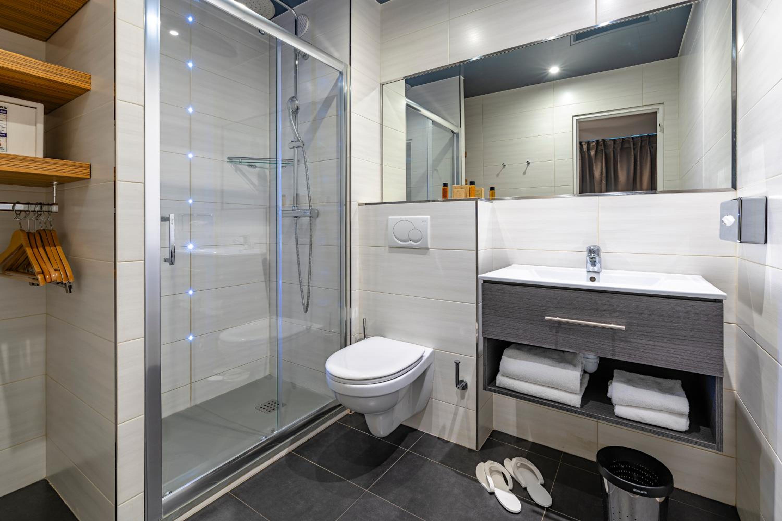 Triple Room - Access to swimming pool/fitness included - Photo 2
