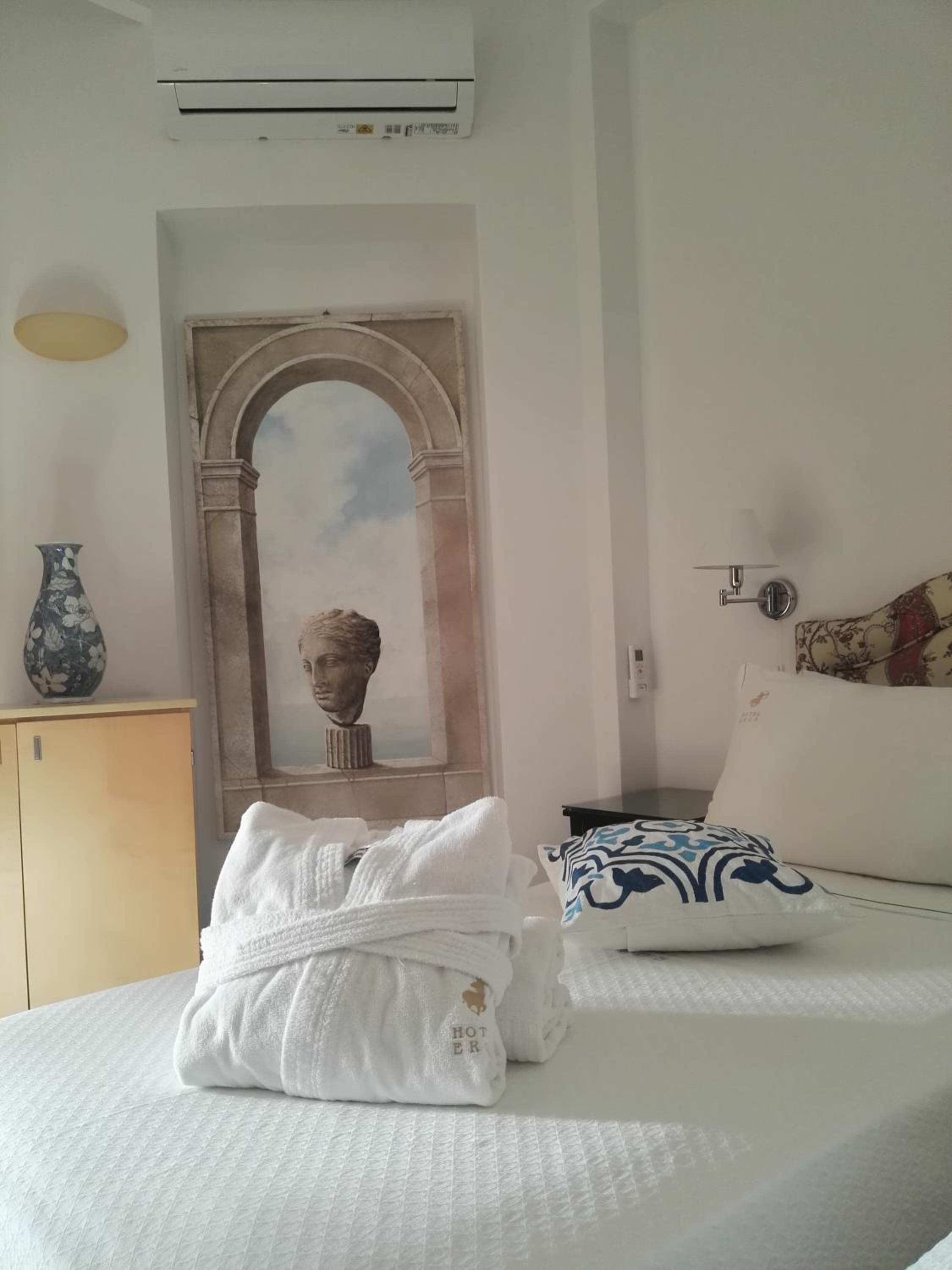 Suite with Sea View photo 3