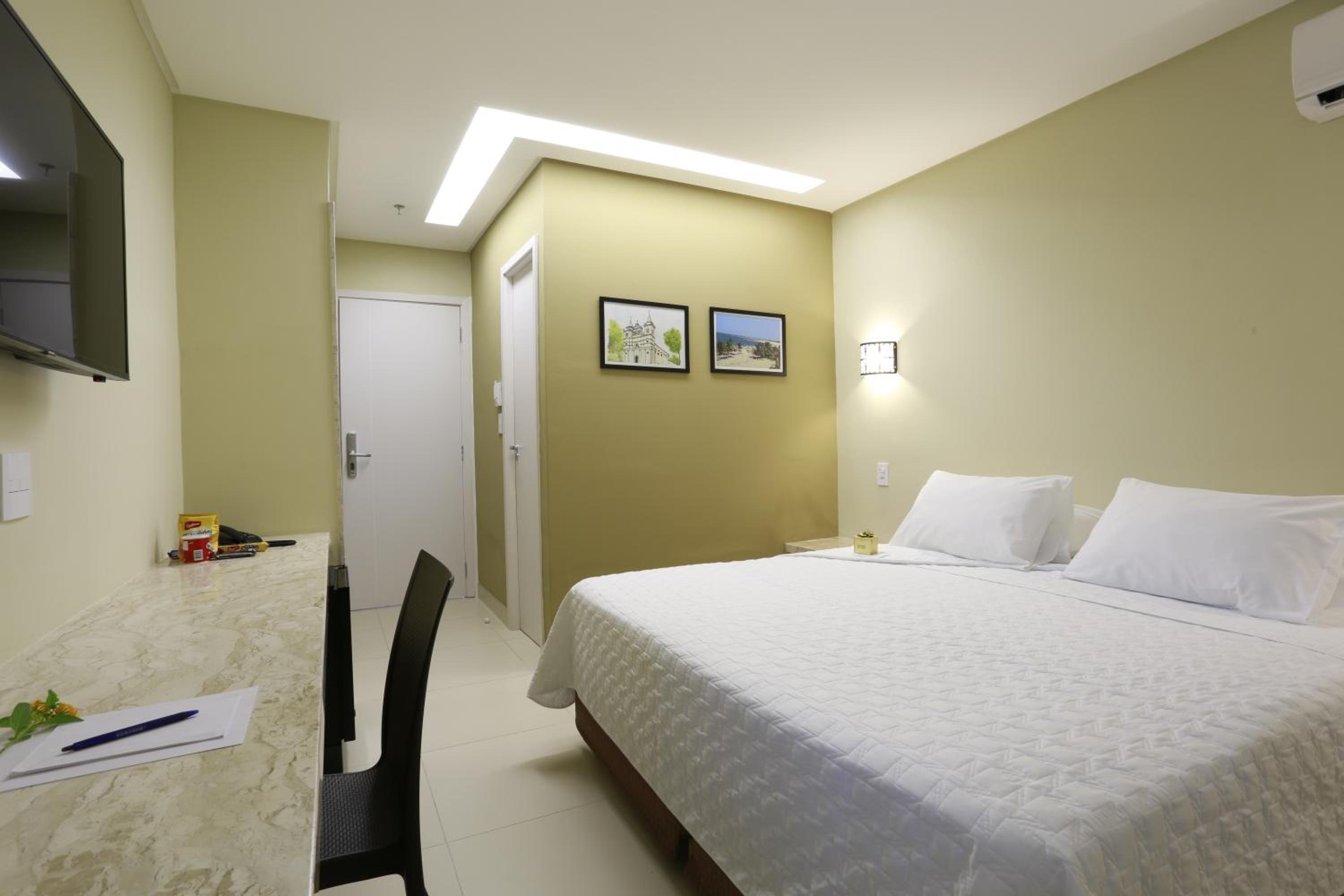 Small Double or Twin Room photo 3