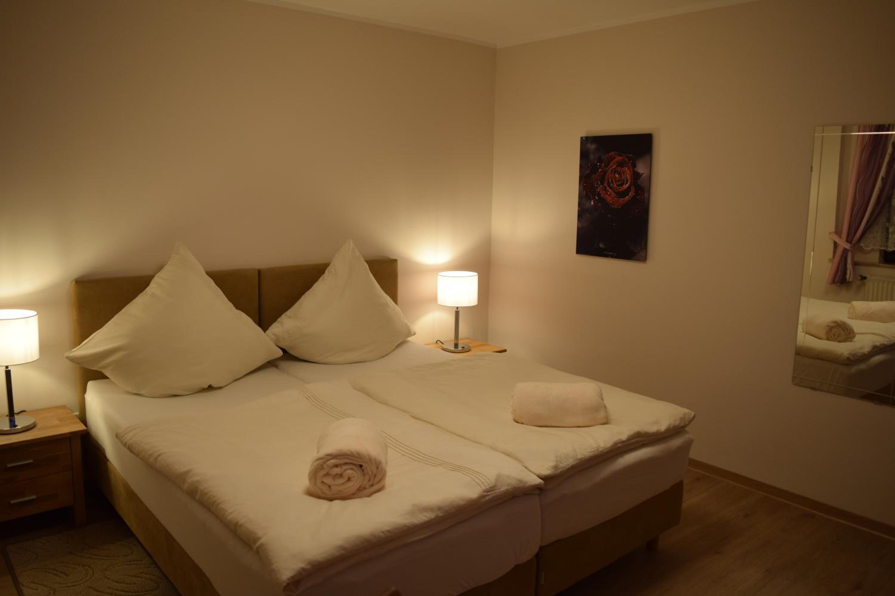 Standard Double Room - Photo 22