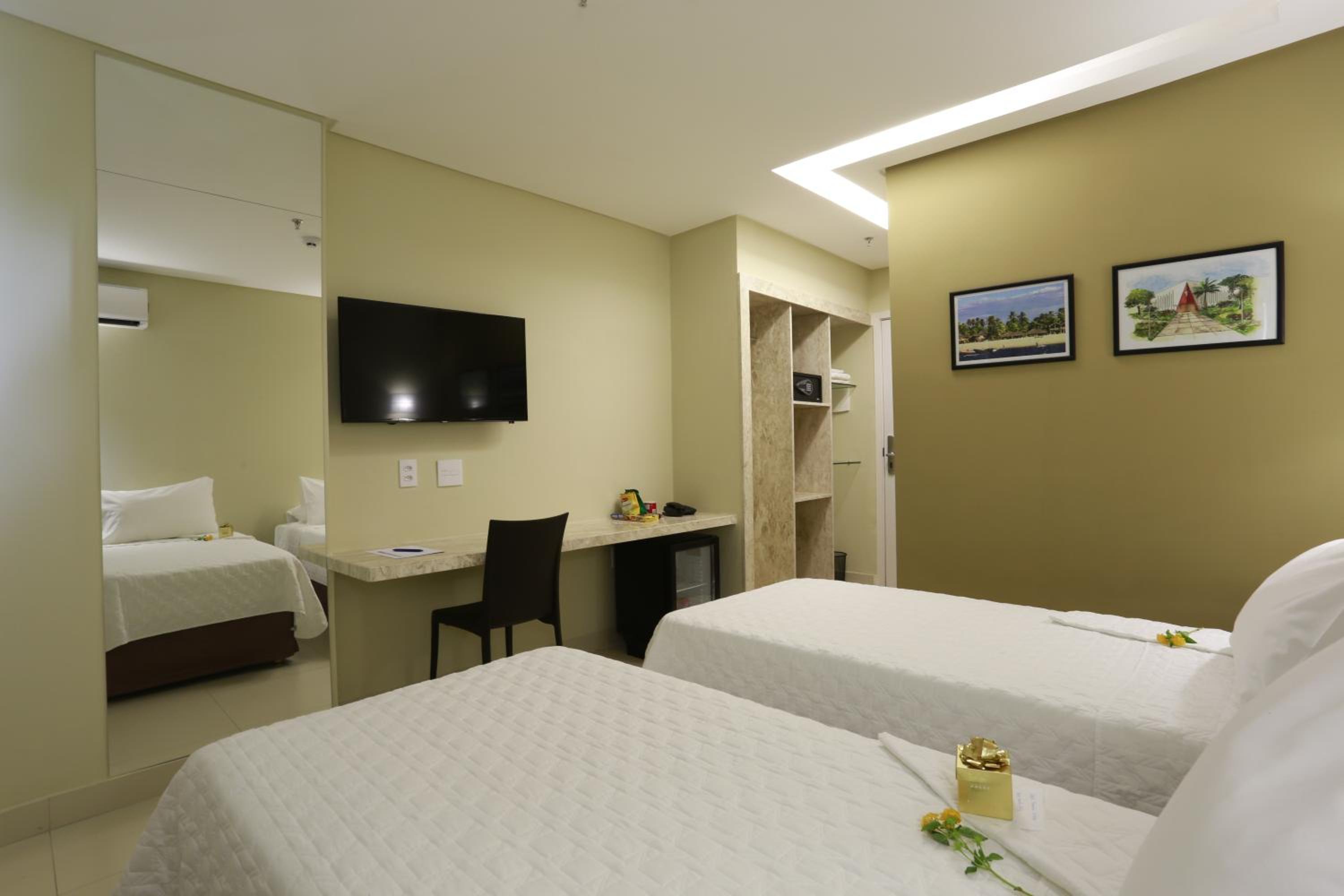 Small Double or Twin Room photo 2