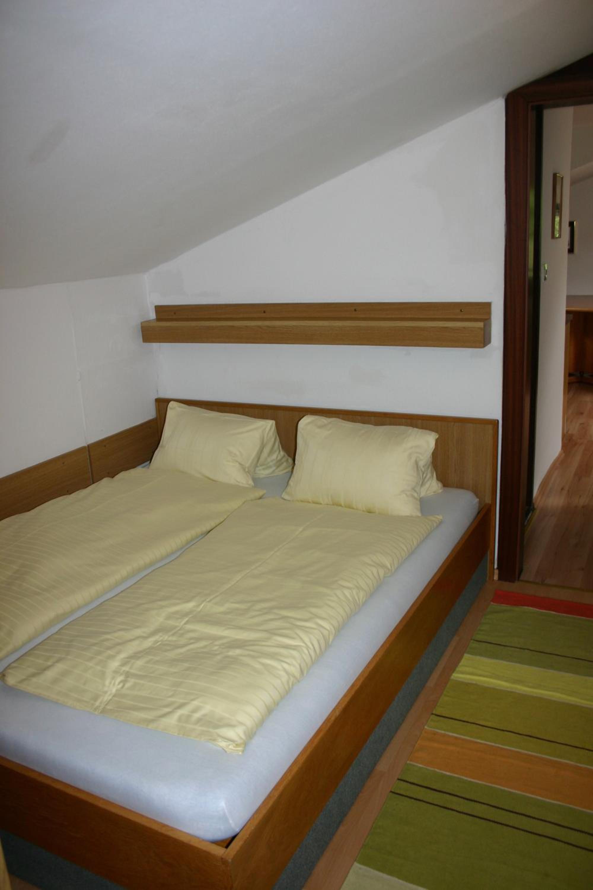 One-Bedroom Apartment with Balcony (2-4 Adults) photo 2