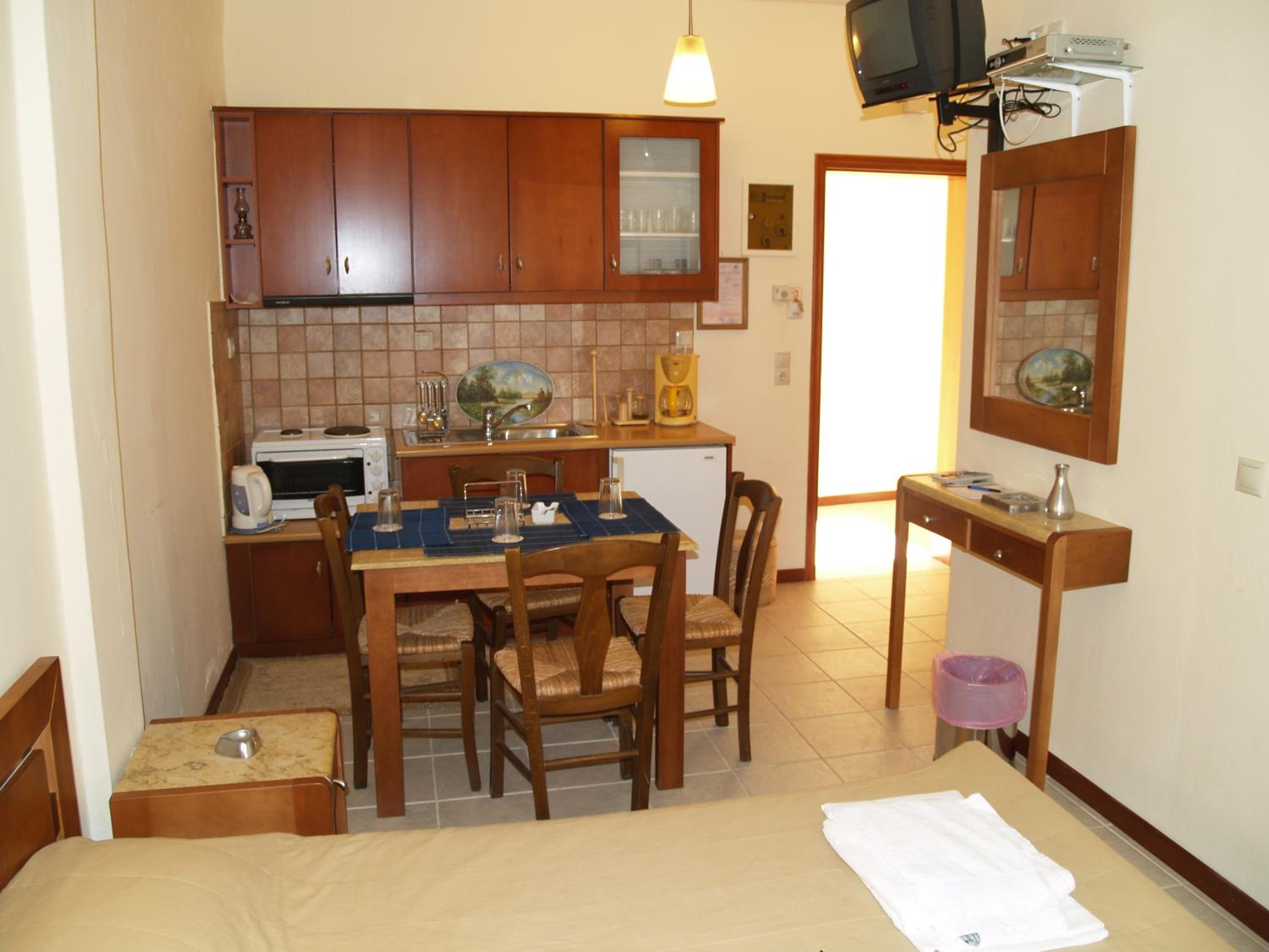 Two-Bedroom Apartment - Photo 28