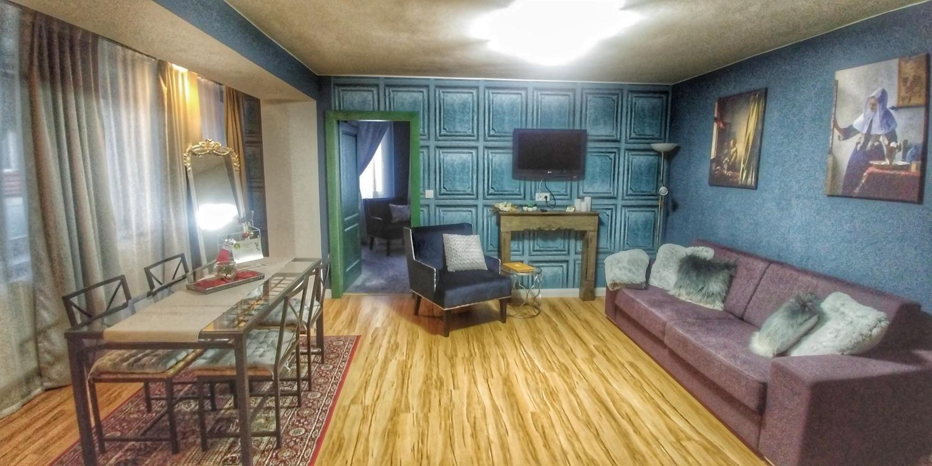 Deluxe Apartment photo 3