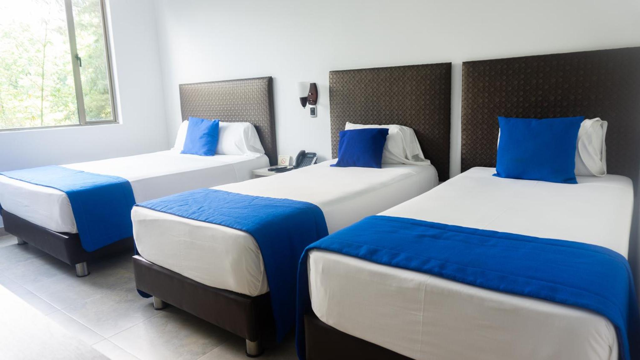 Standard Triple Room photo 2