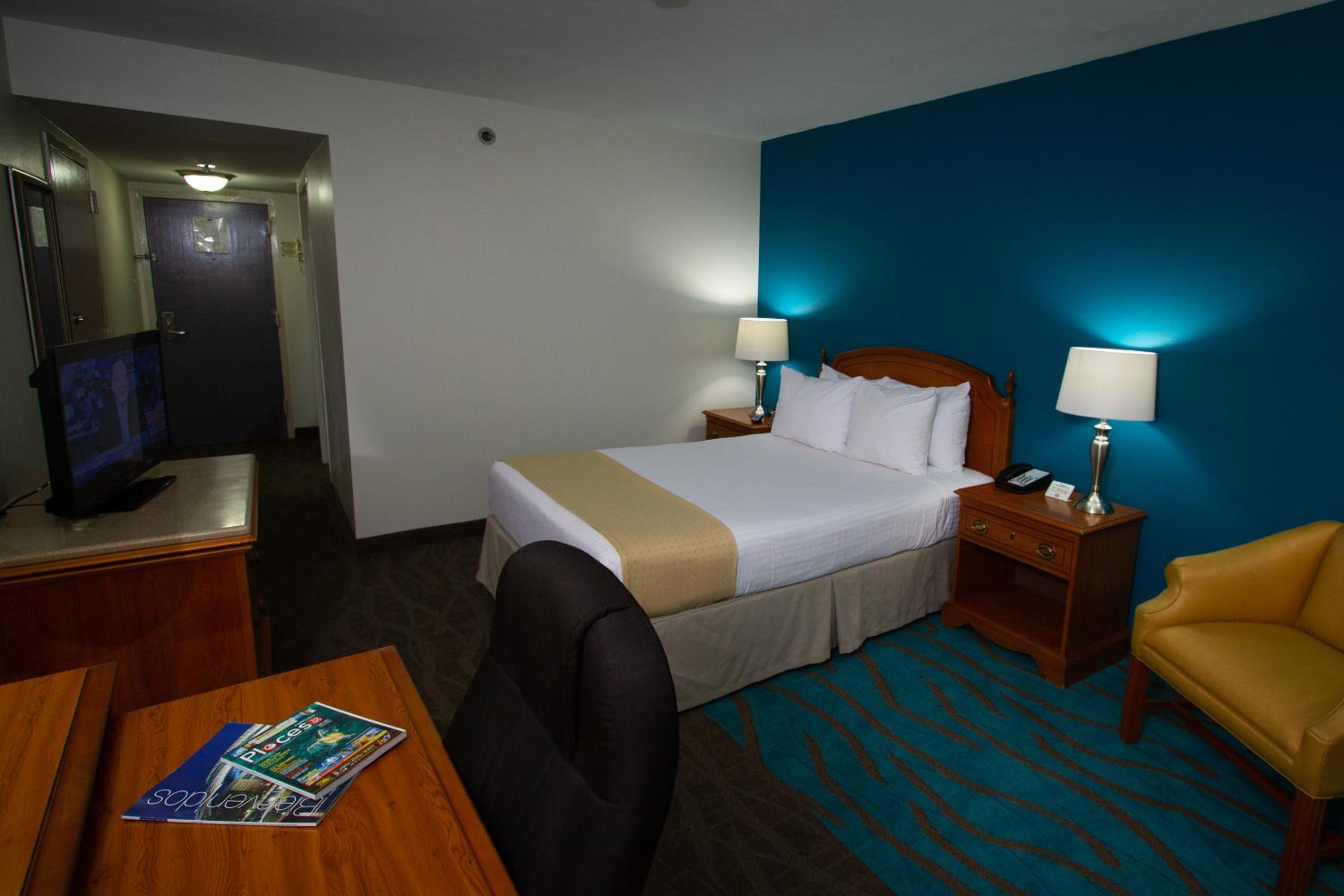 Standard Room - Accesible Room - Photo 3