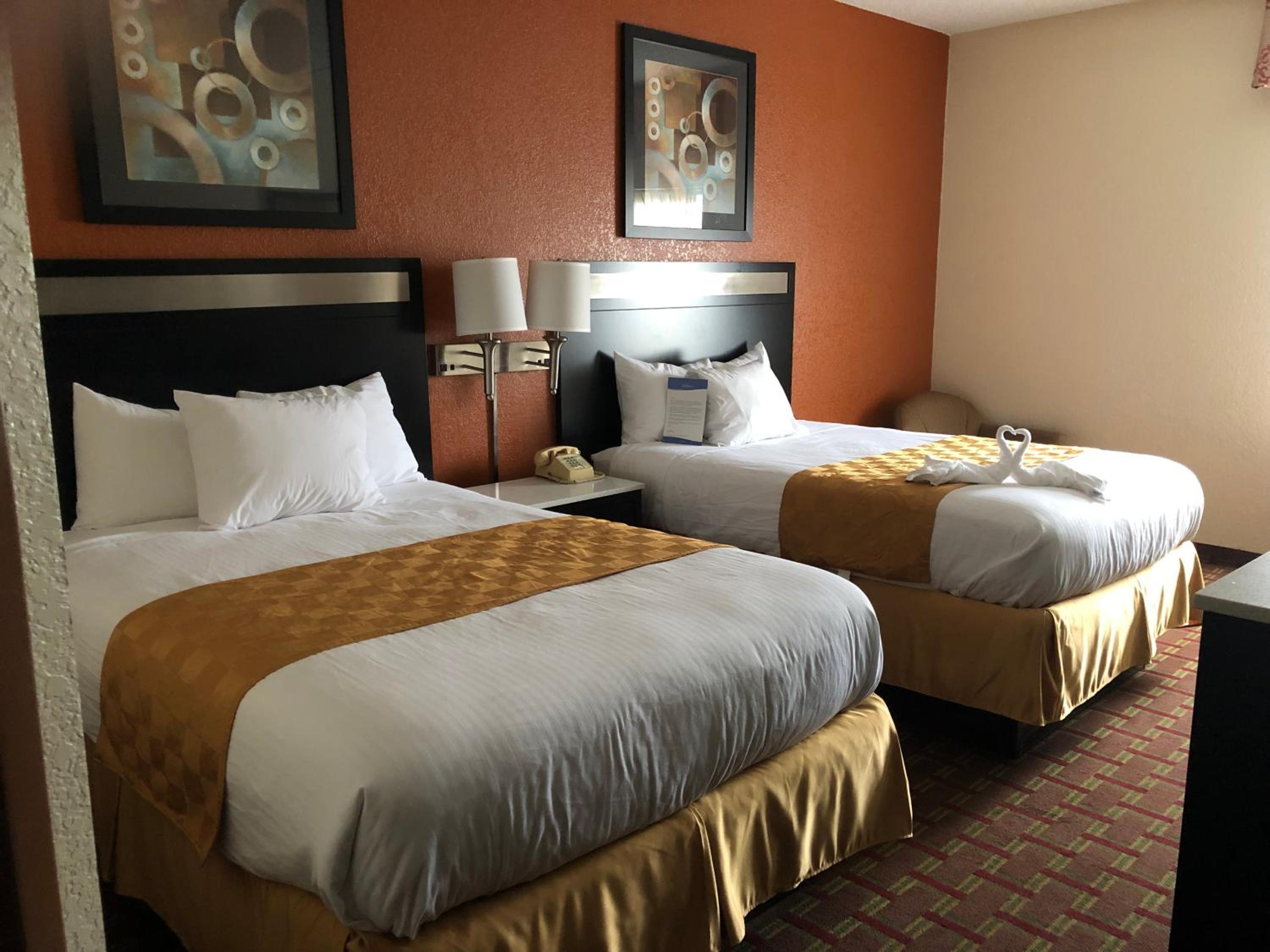 Double Room with Two Double Beds - Non-Smoking - Photo 7