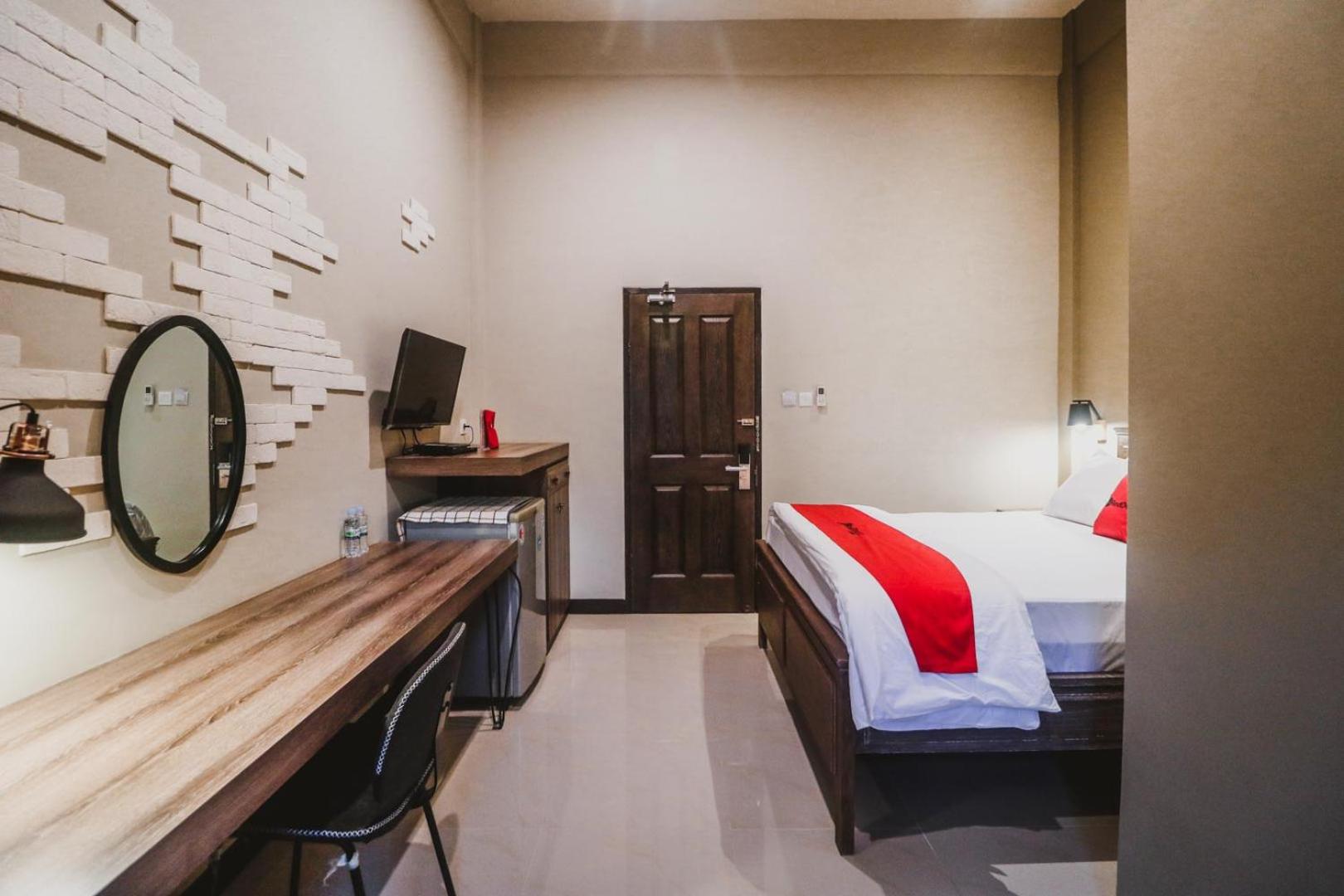 Double Room - Photo 2