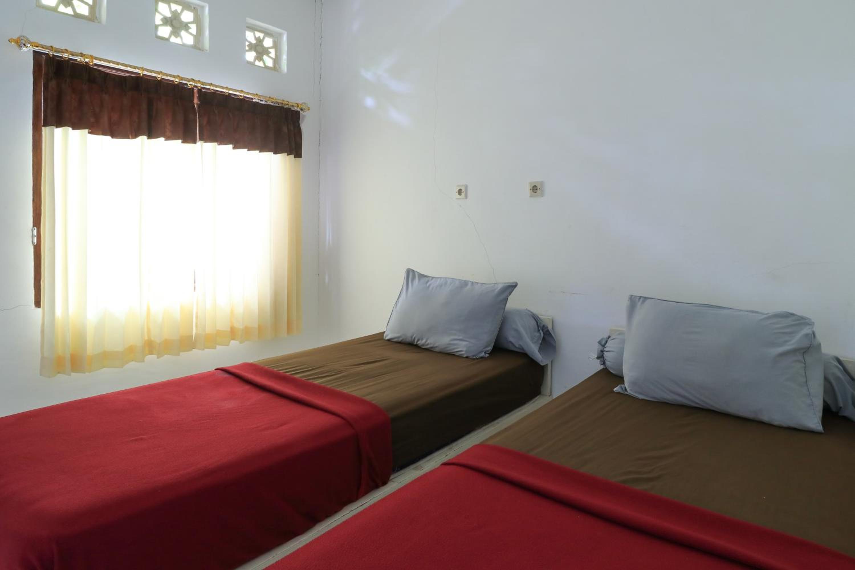 Standard Twin Room photo 1