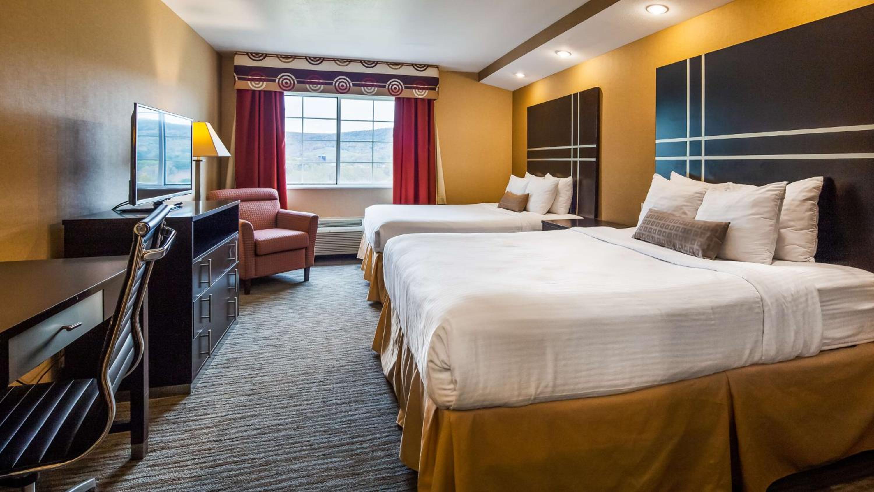 Queen Room with Two Queen Beds - Non-Smoking