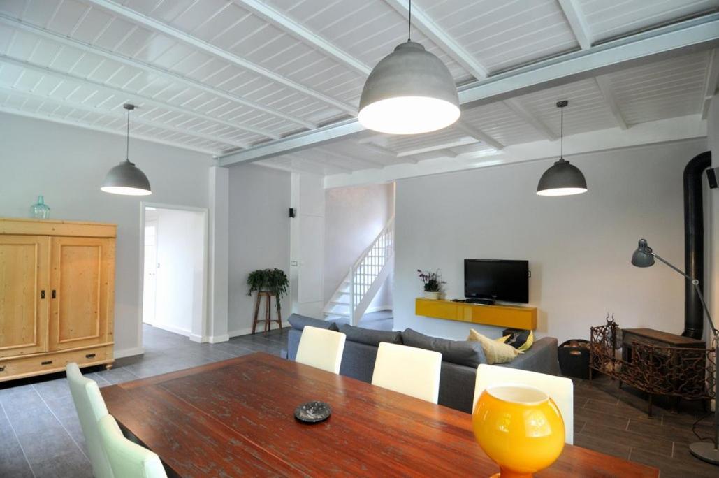 Two-Bedroom Apartment - Photo 2