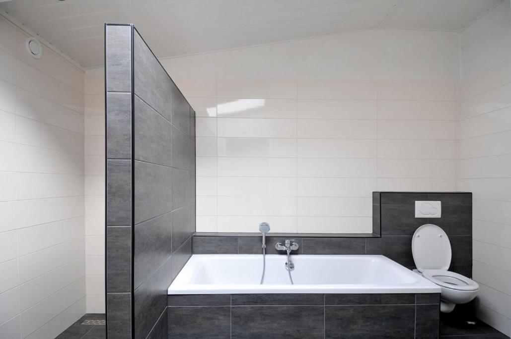 Two-Bedroom Apartment - Photo 22