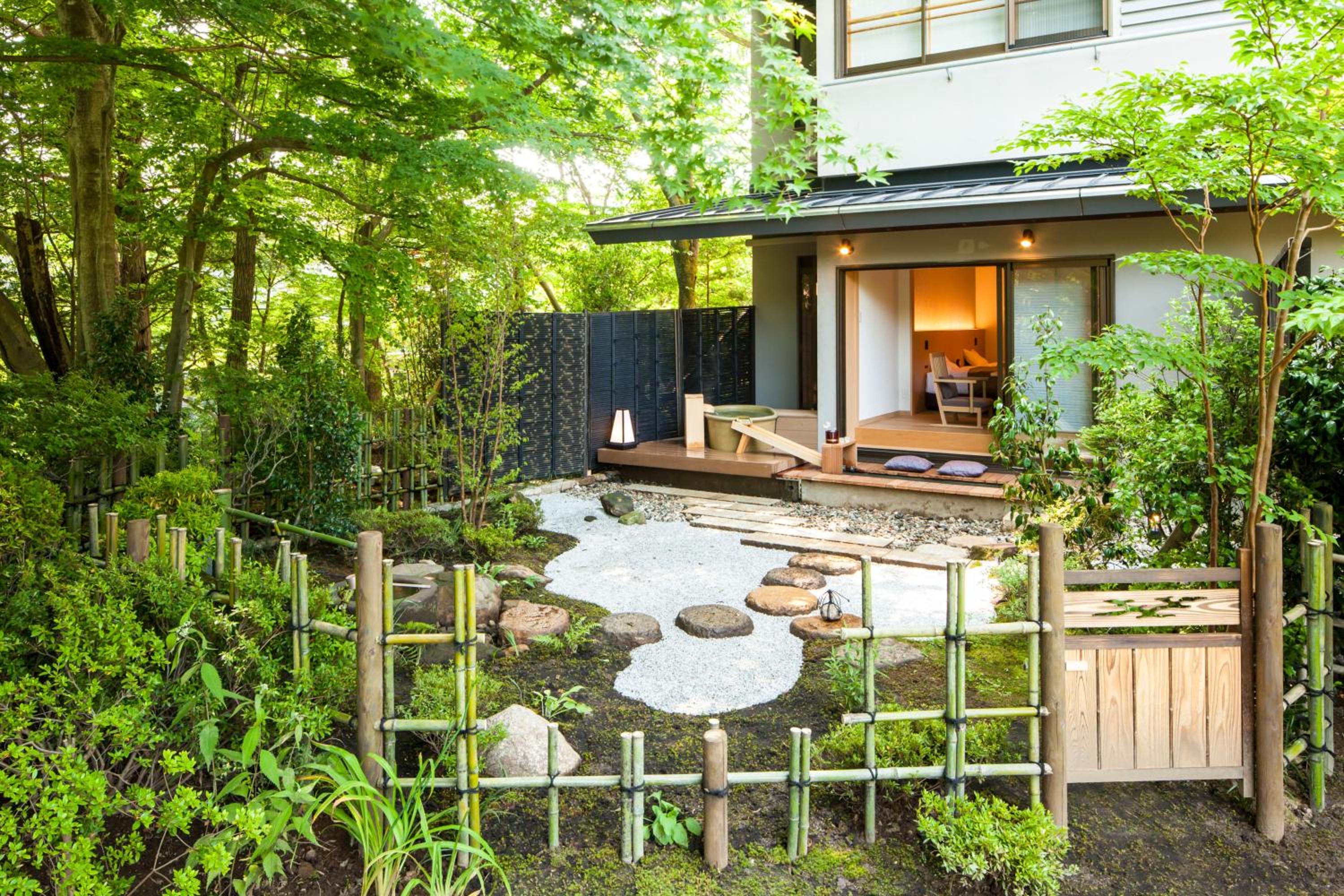 Twin Room with Garden View and Open-Air Bath photo 2
