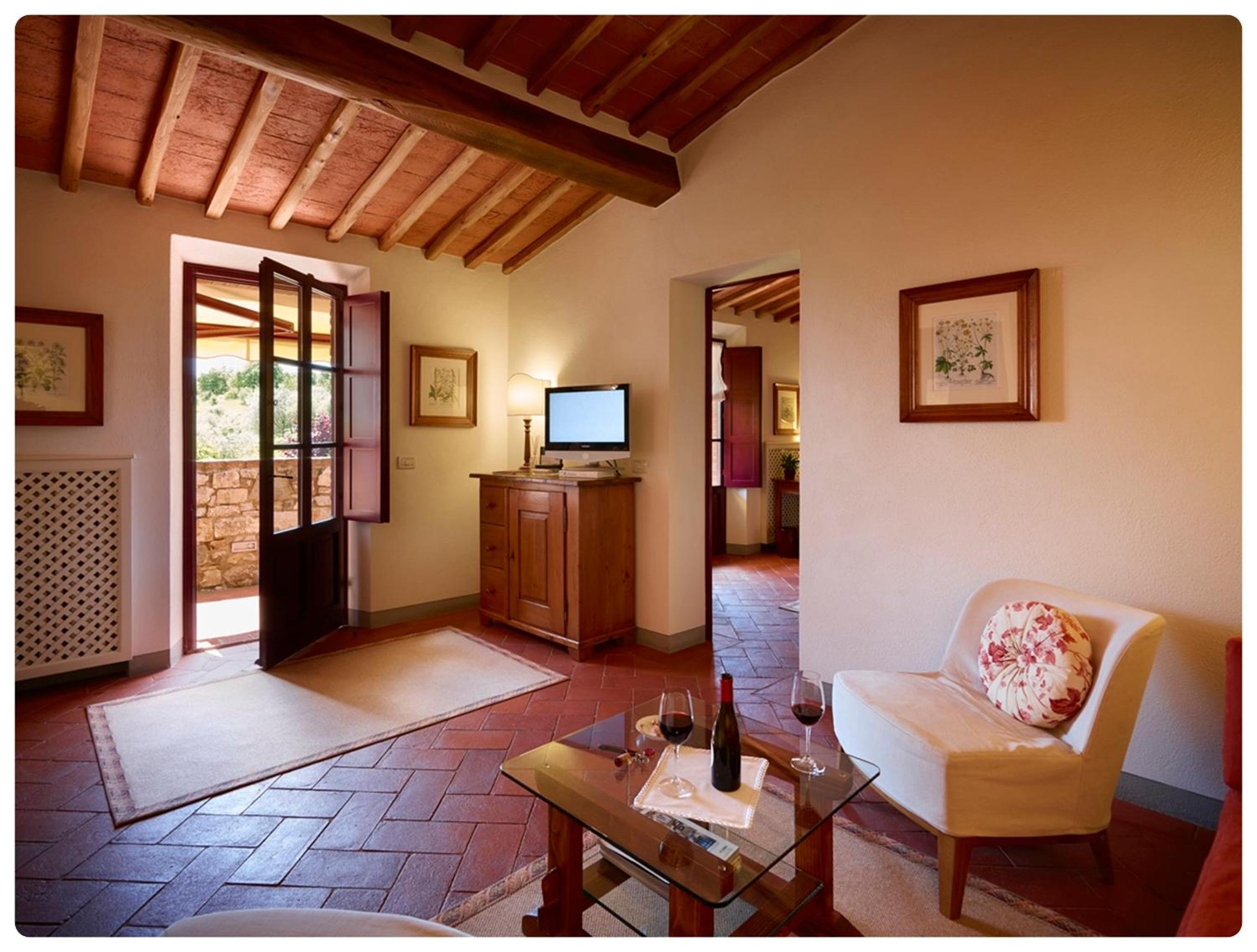 Junior Suite (3 Adults) - Photo 7