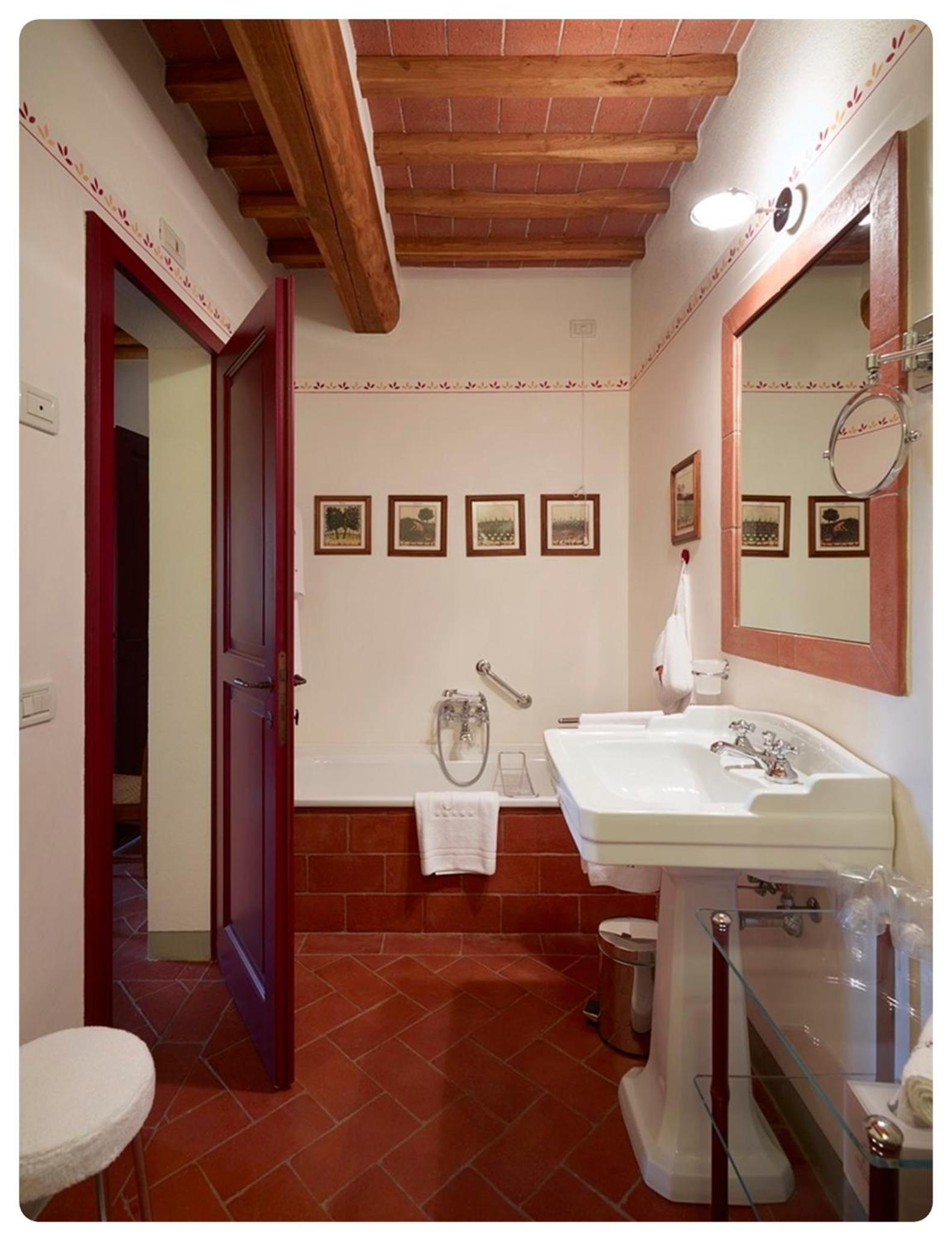 Suite (2 Adults) - Photo 10