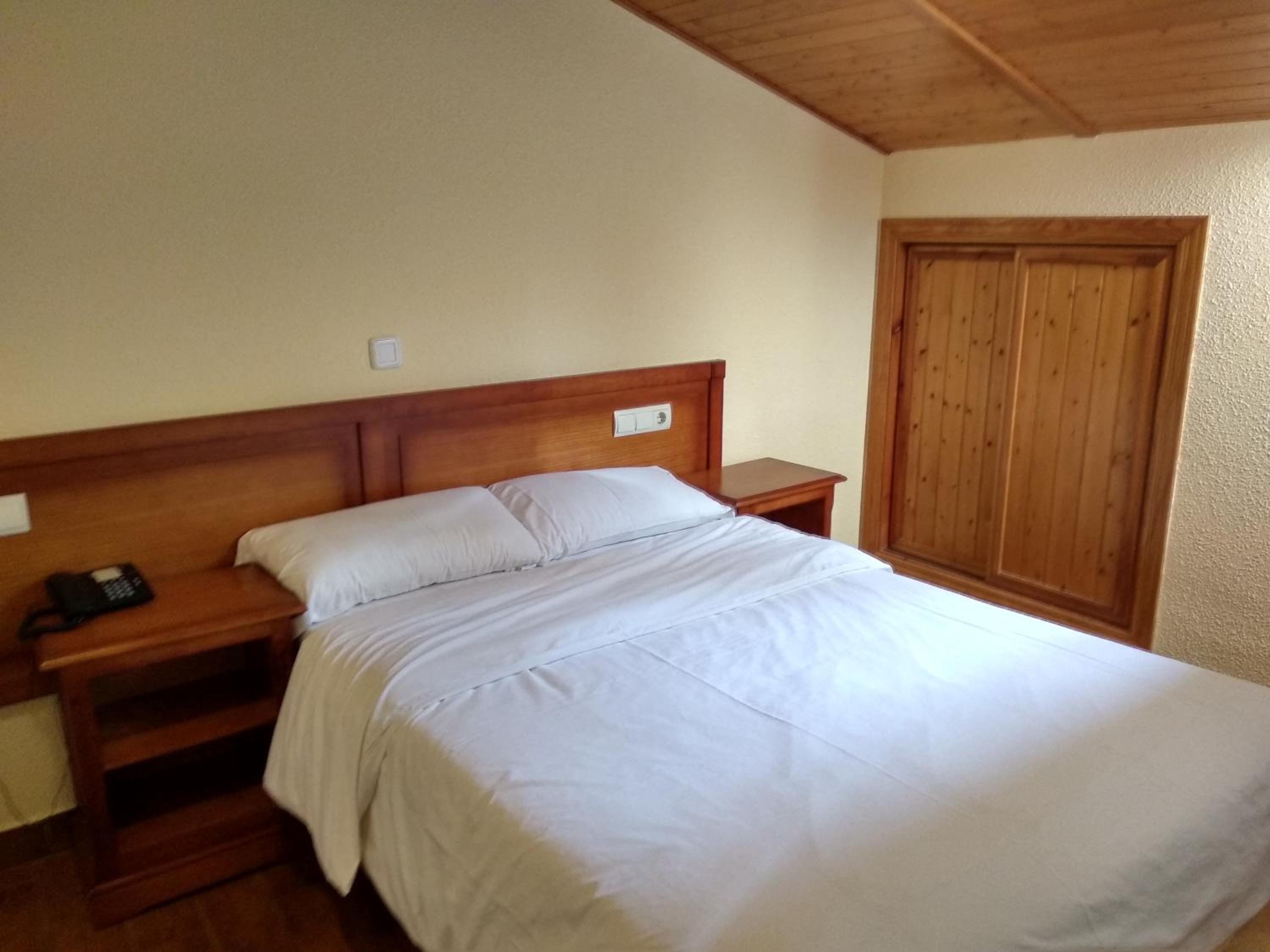 Single Room photo 3