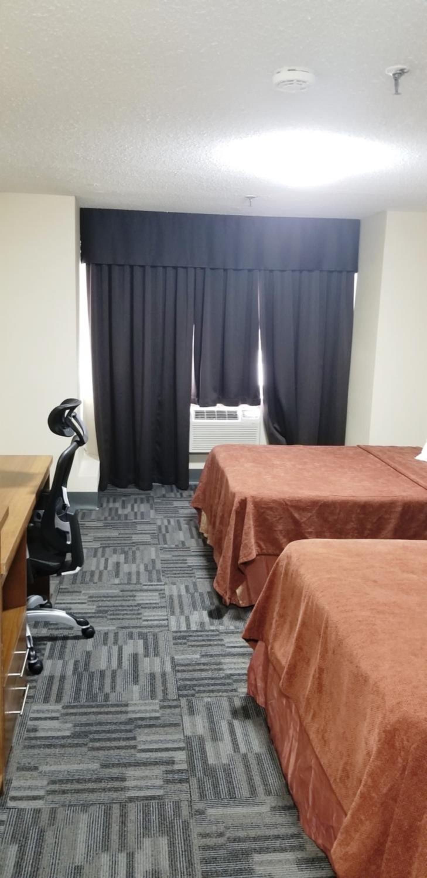Double Room with Two Double Beds - Non-Smoking - Photo 1