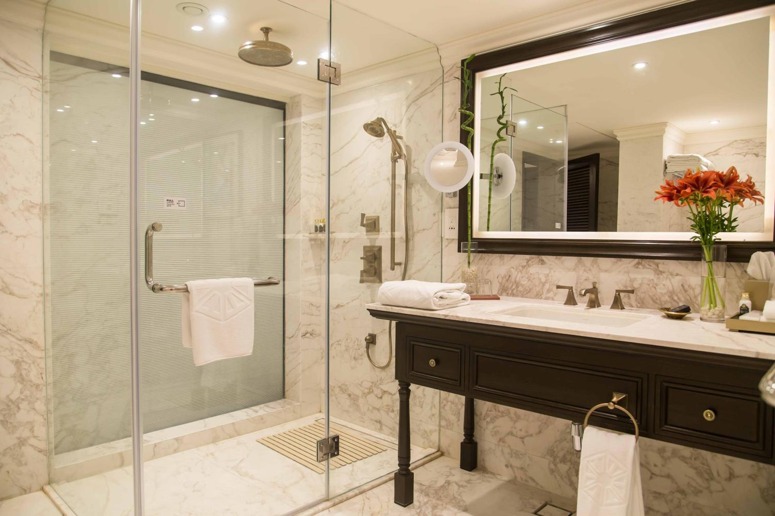 Premium Suite 1 Bedroom - Photo 7