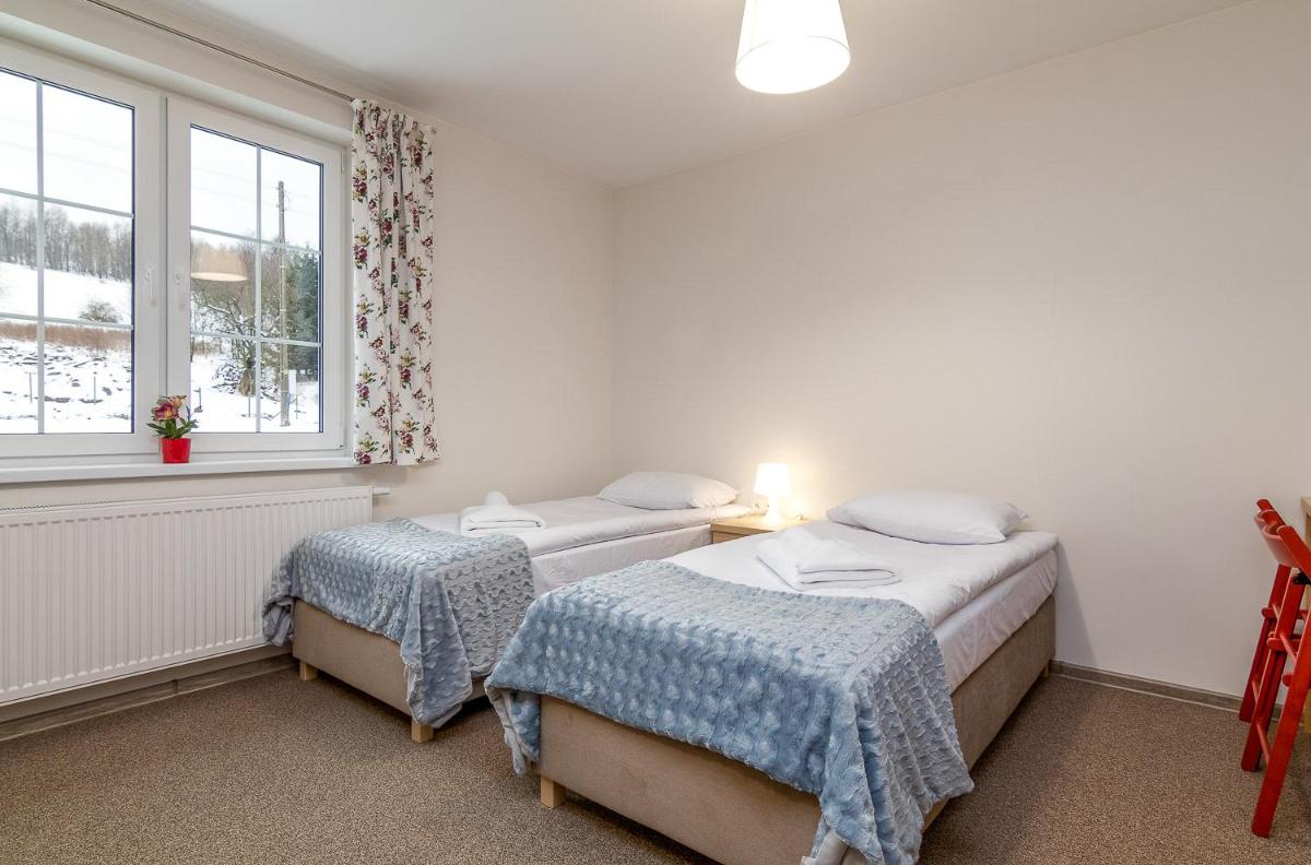 Triple Room with Bathroom - Photo 4