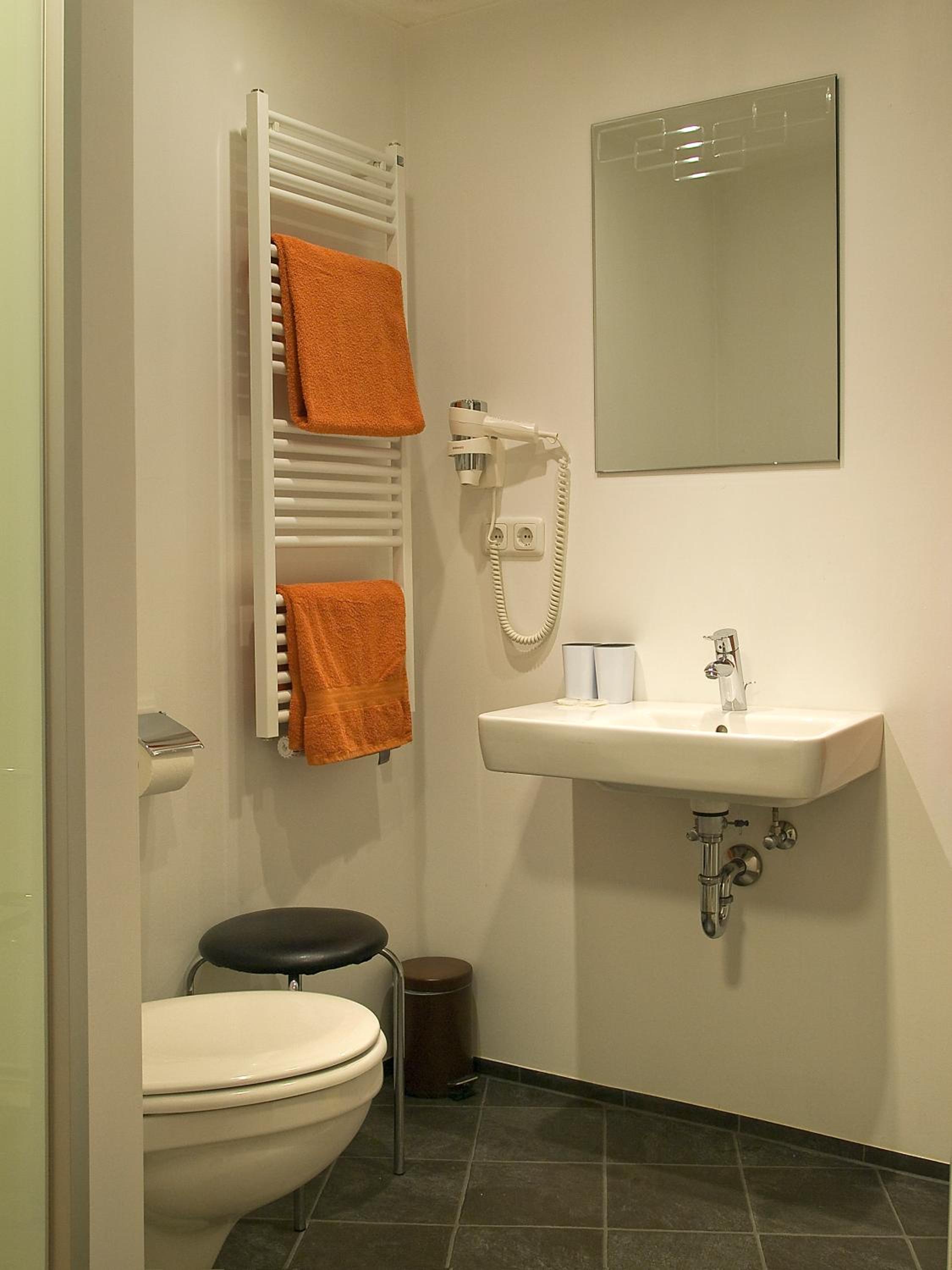 Single Room photo 2