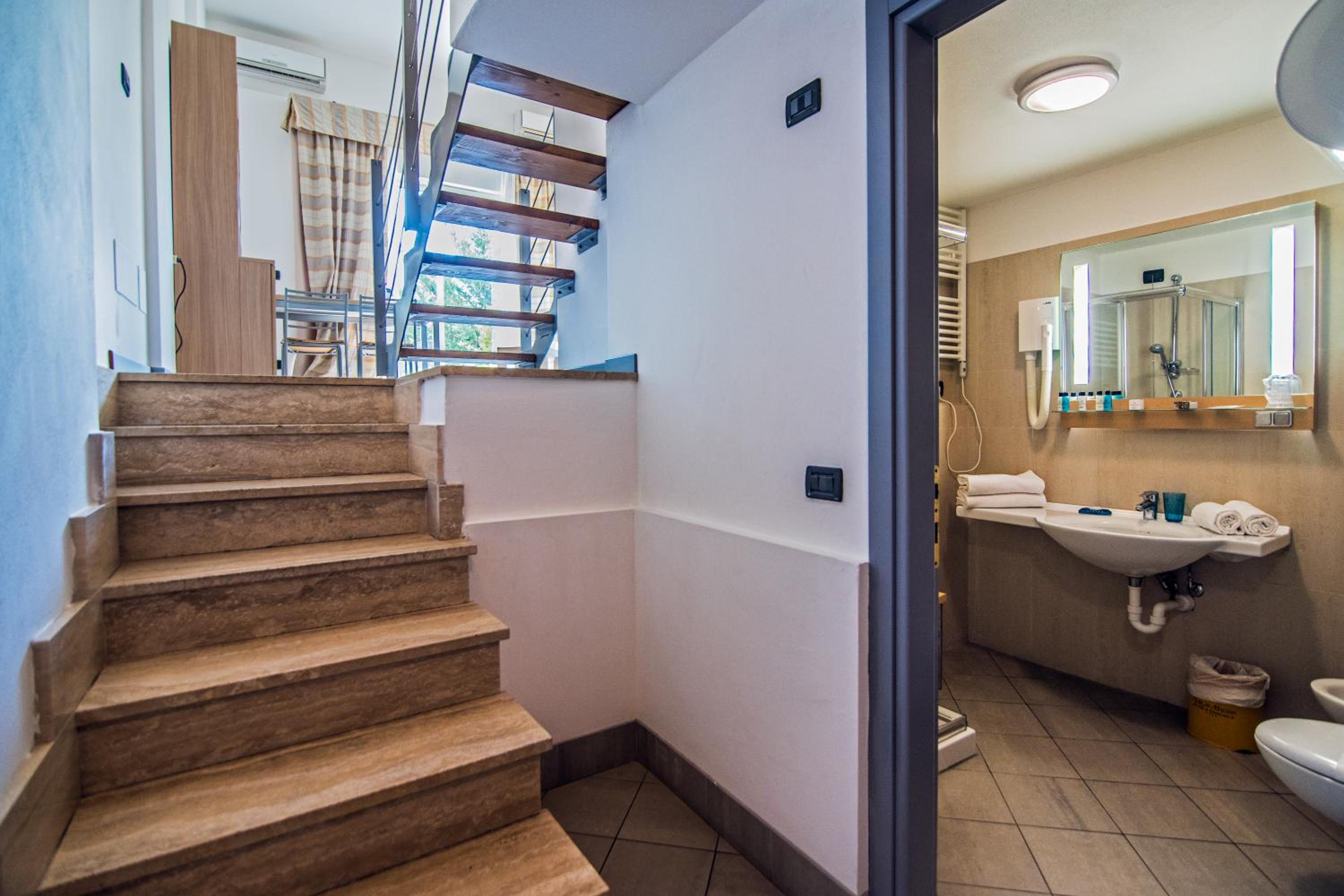 Superior Double or Twin Room - Photo 3