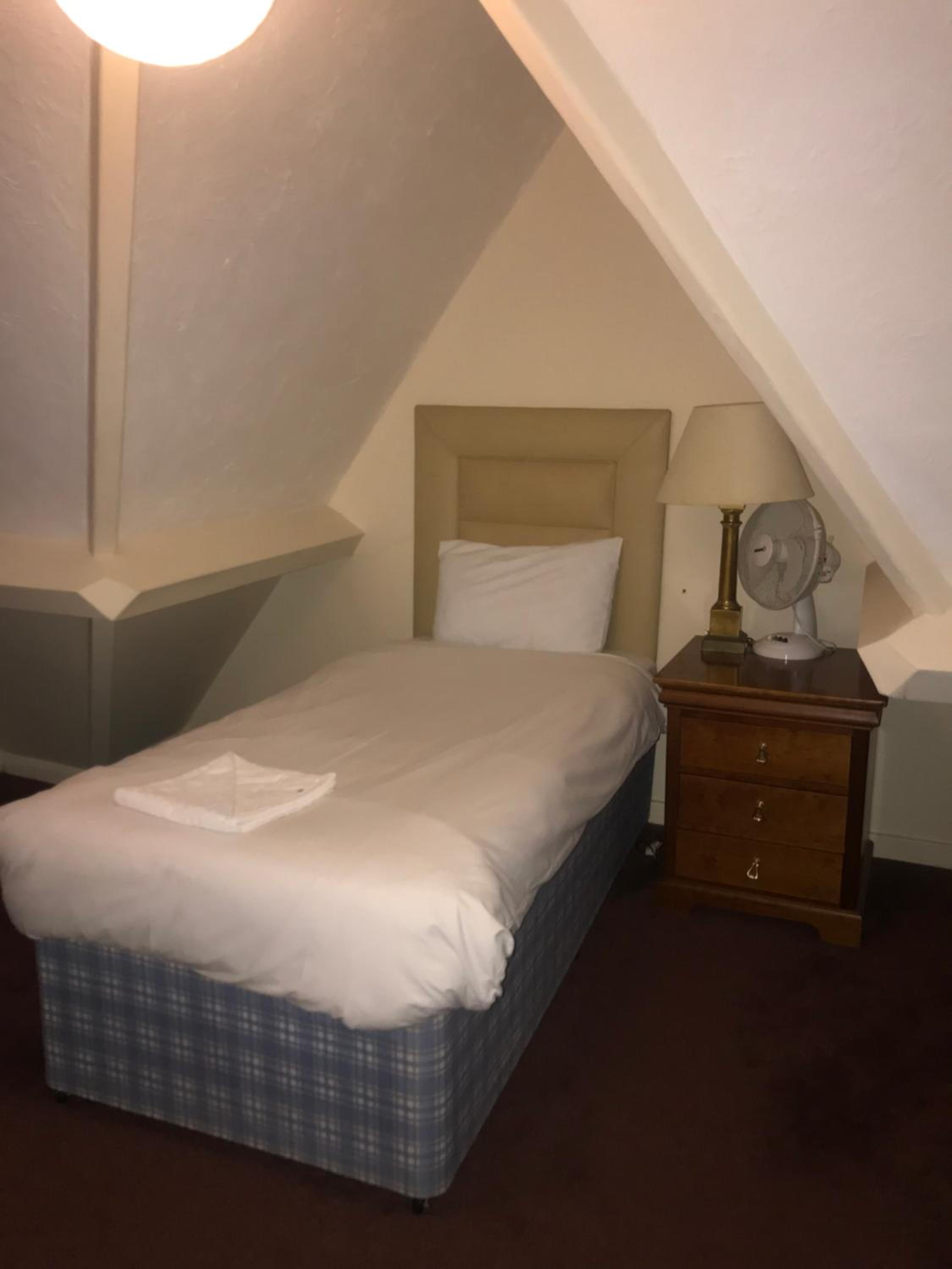 Single Room photo 1