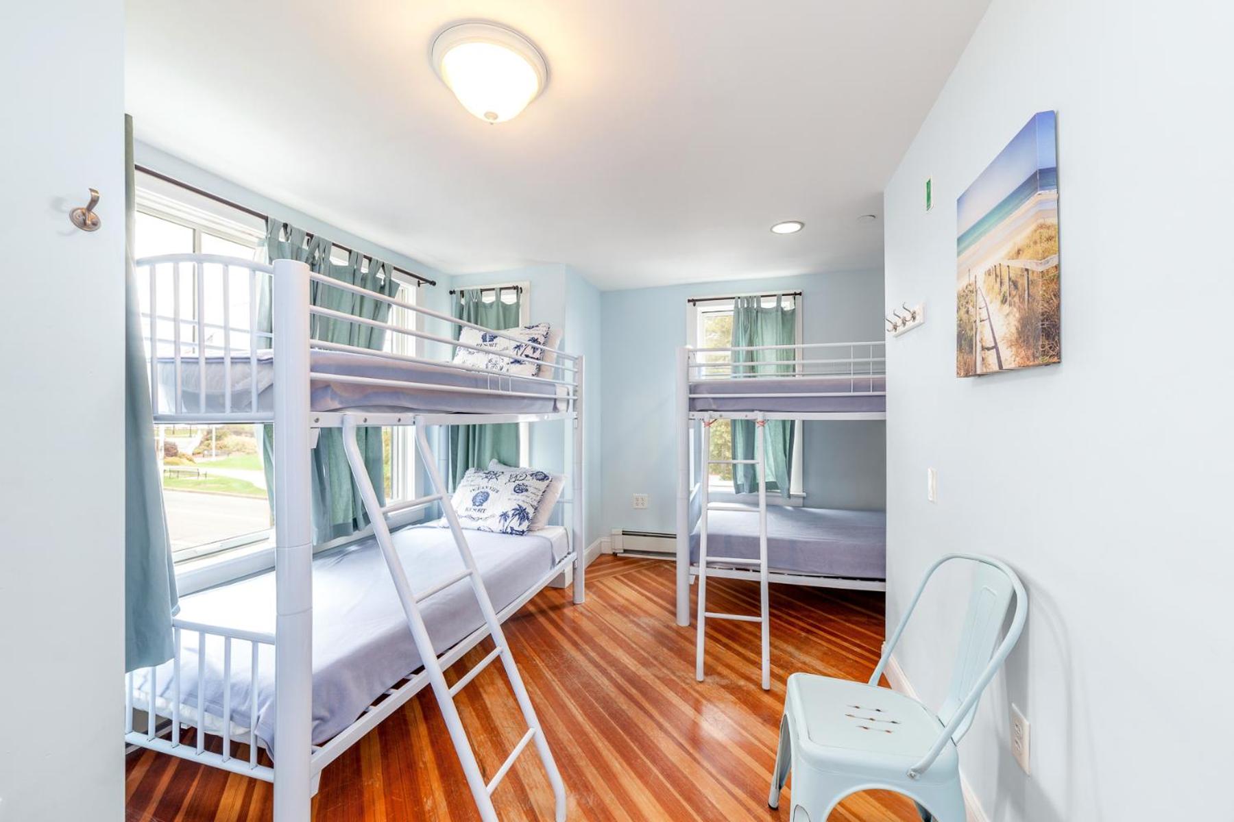 Bed in Women's 4-Bed Dormitory photo 3
