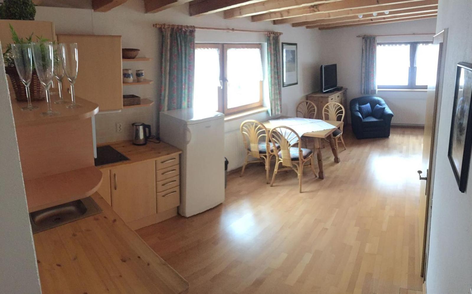 Standard Apartment - Photo 2